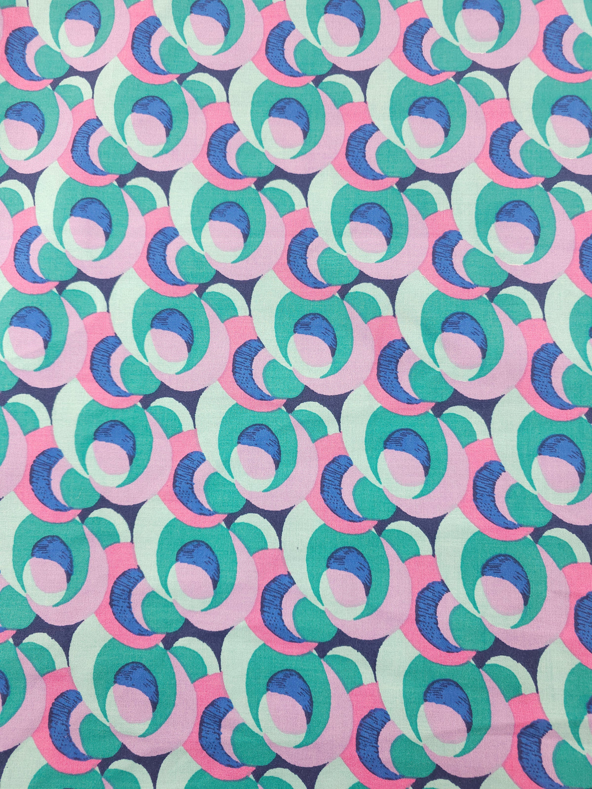 Retro egg repeat Viscose- 2m piece