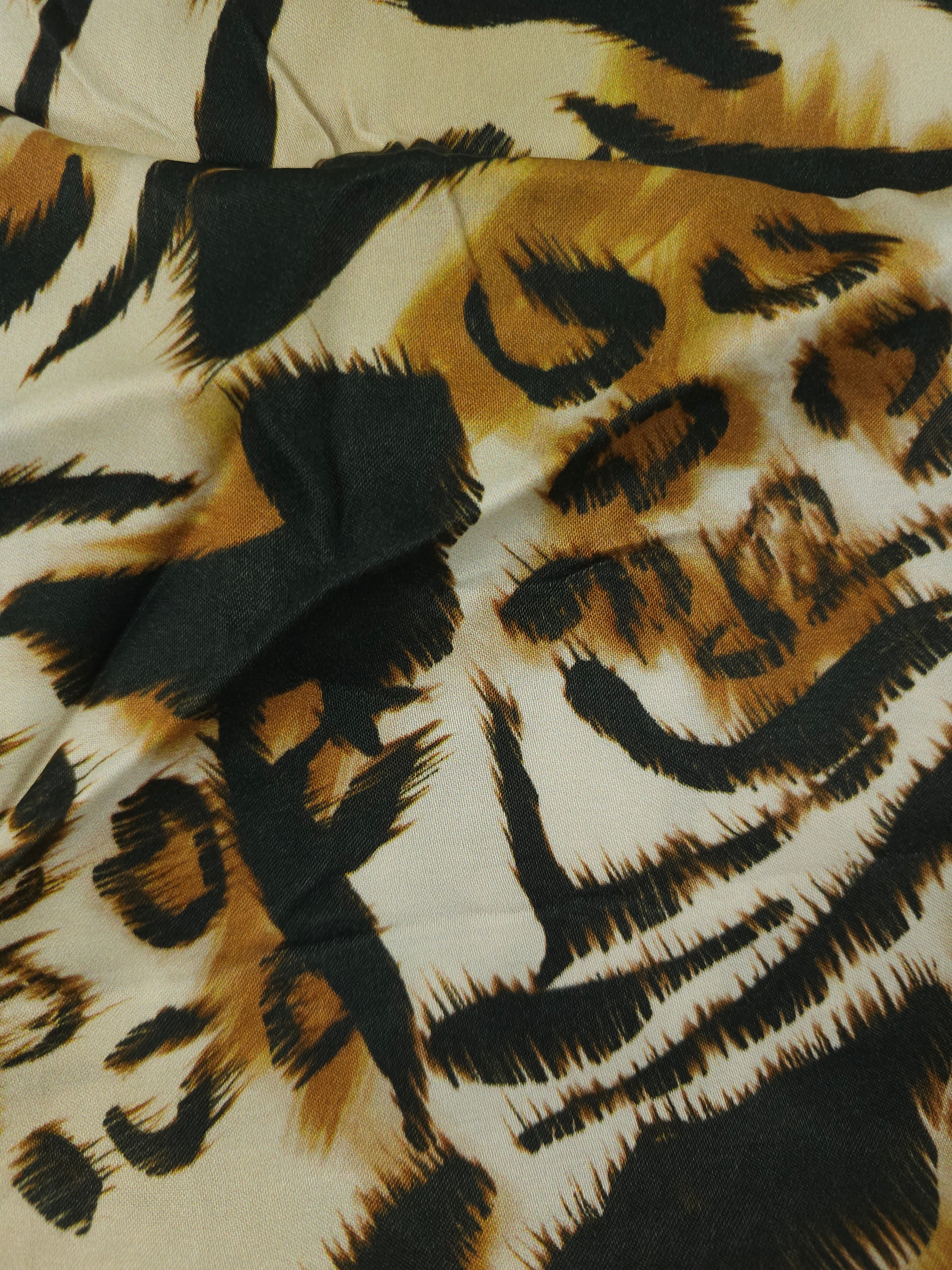 Mixed animal print Viscose sateen- 2.6m piece