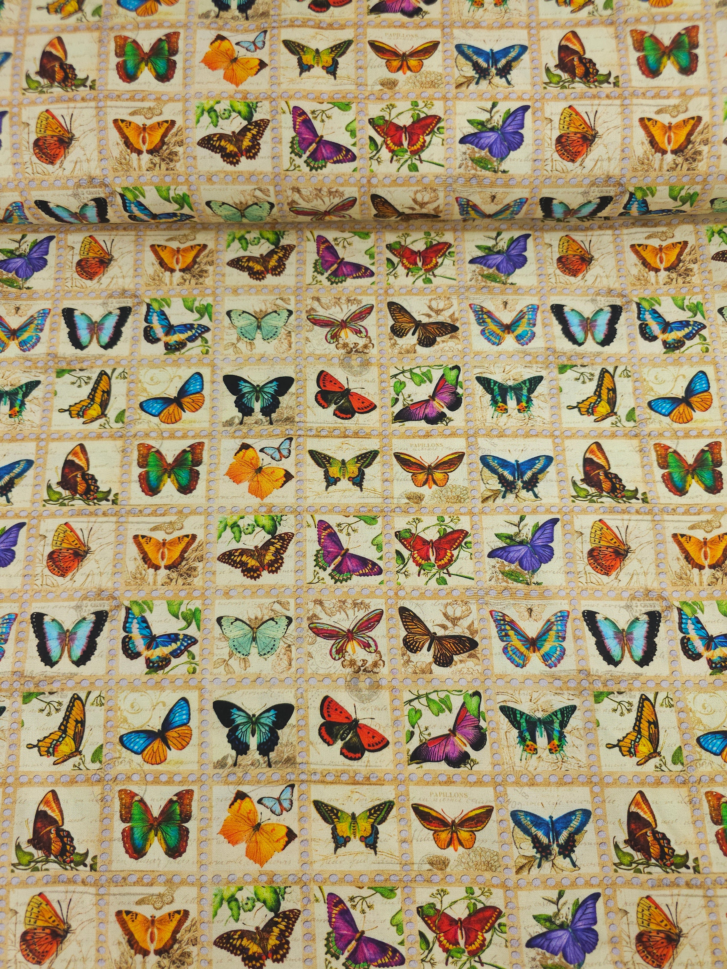Retro Butterfly Collection 100% Cotton - Robert Kaufman