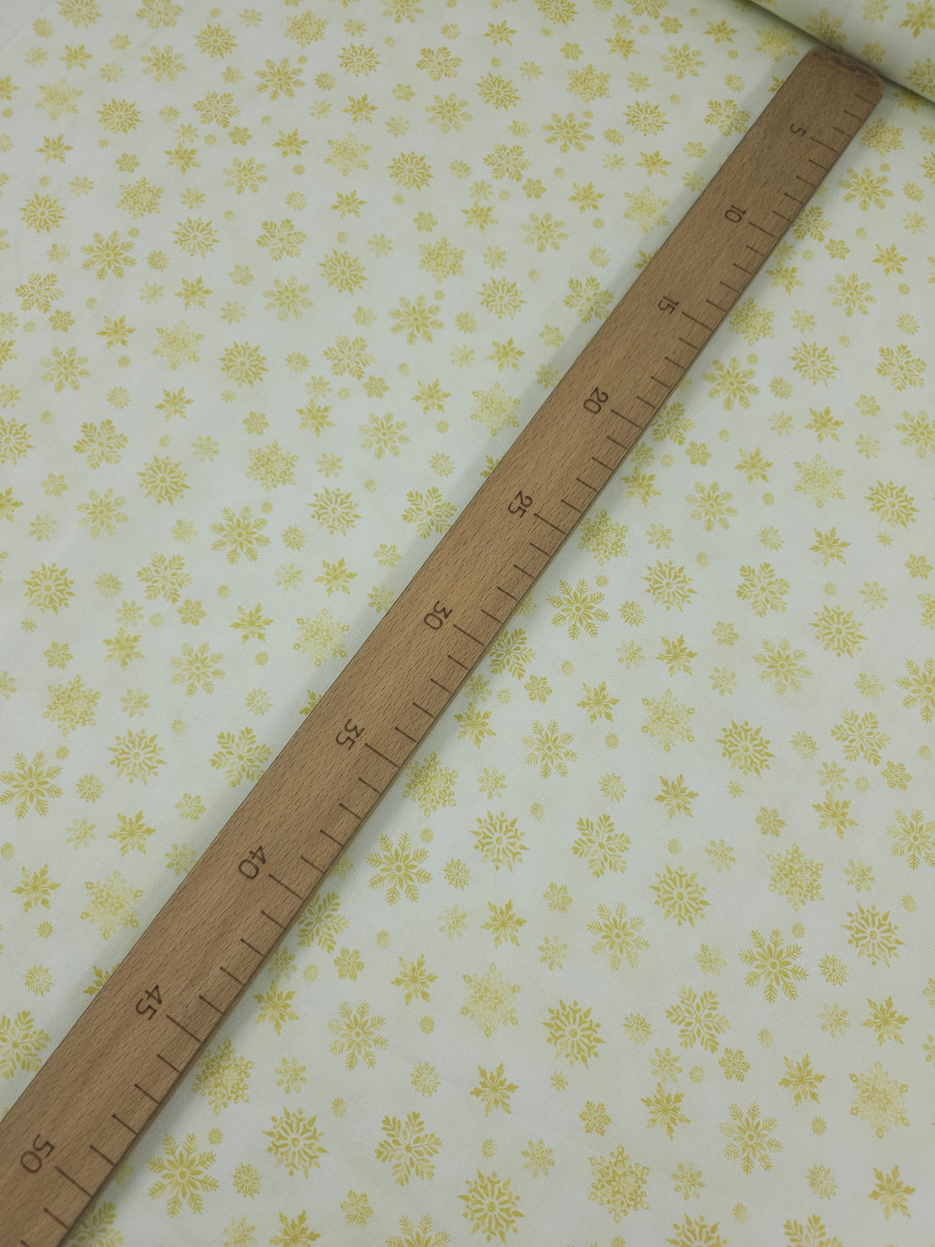 Off White/Gold Snowflake 100% Cotton