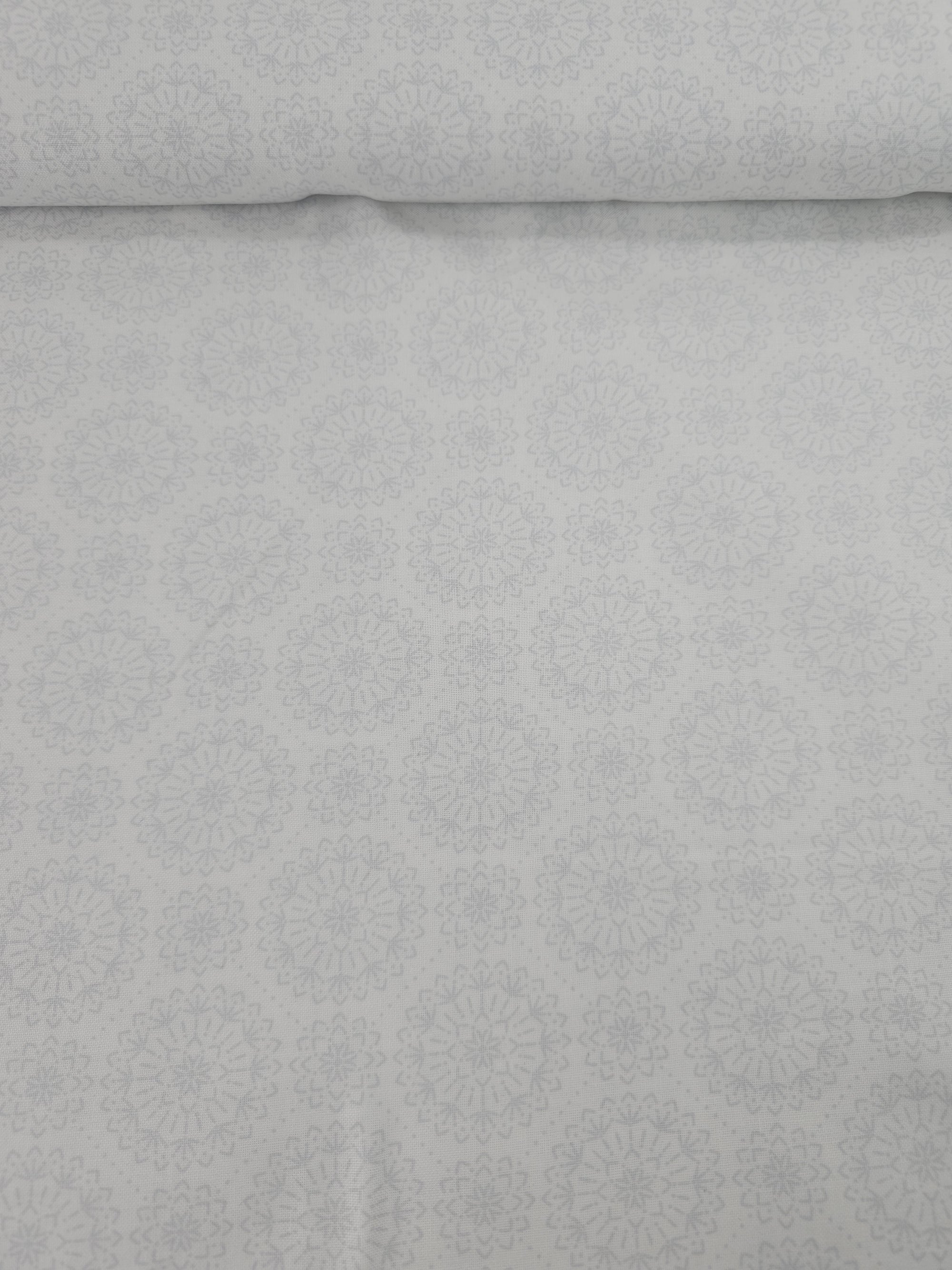 White Mandala Circle 100% Cotton - Benartex