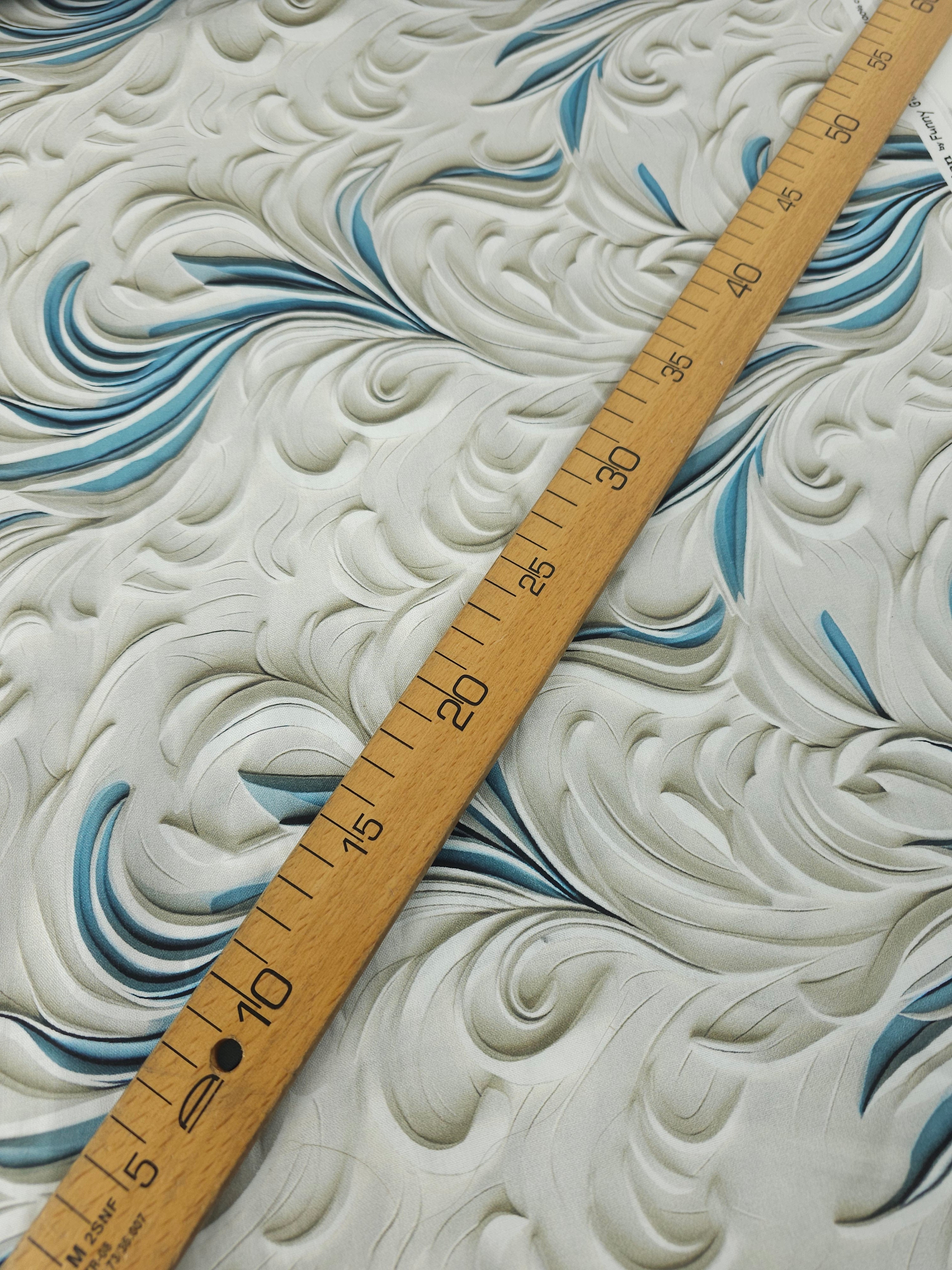 3D Look Pillar Swirl 100% Cotton