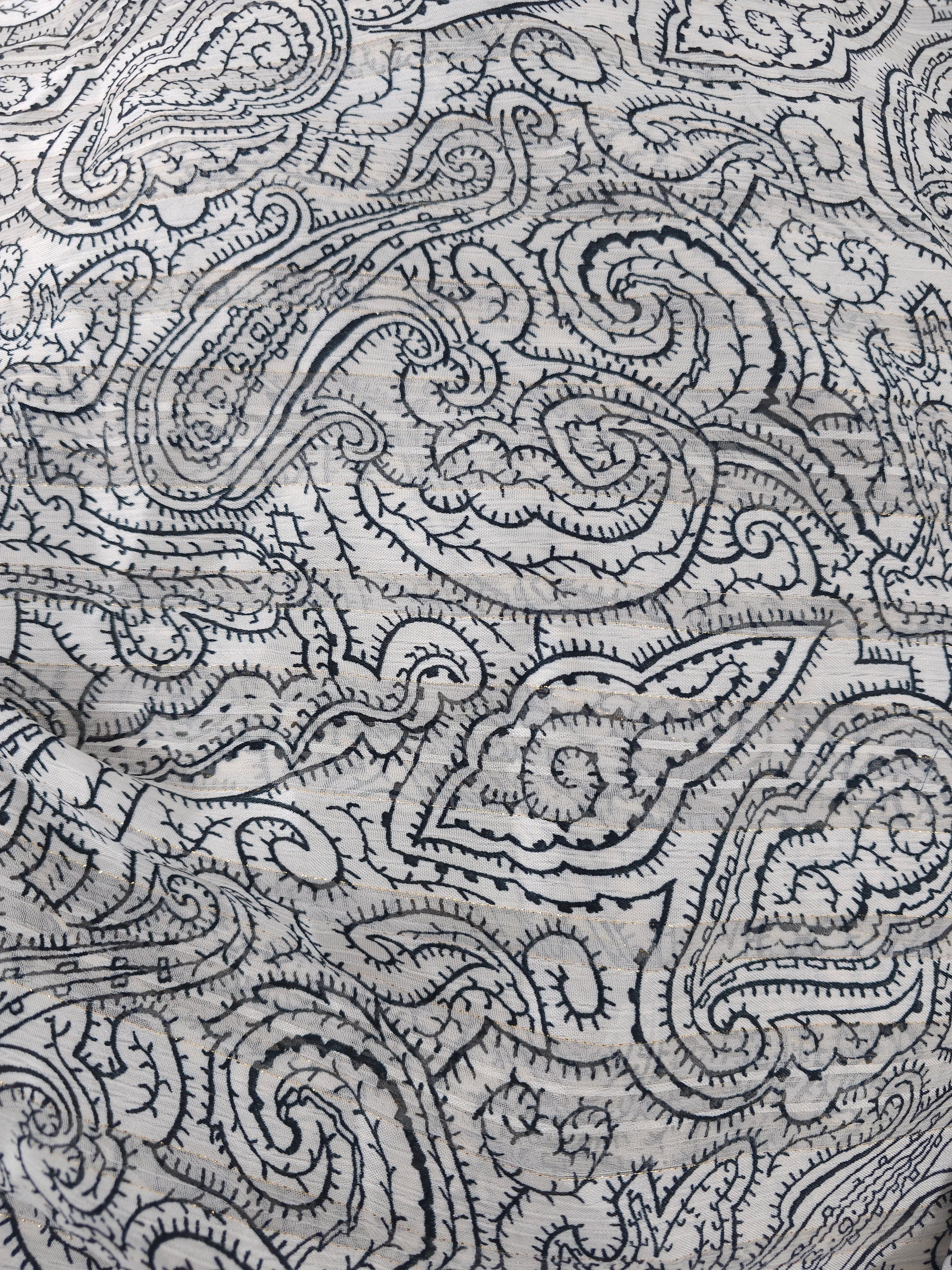 Shimmer line art Viscose- 6.5m piece