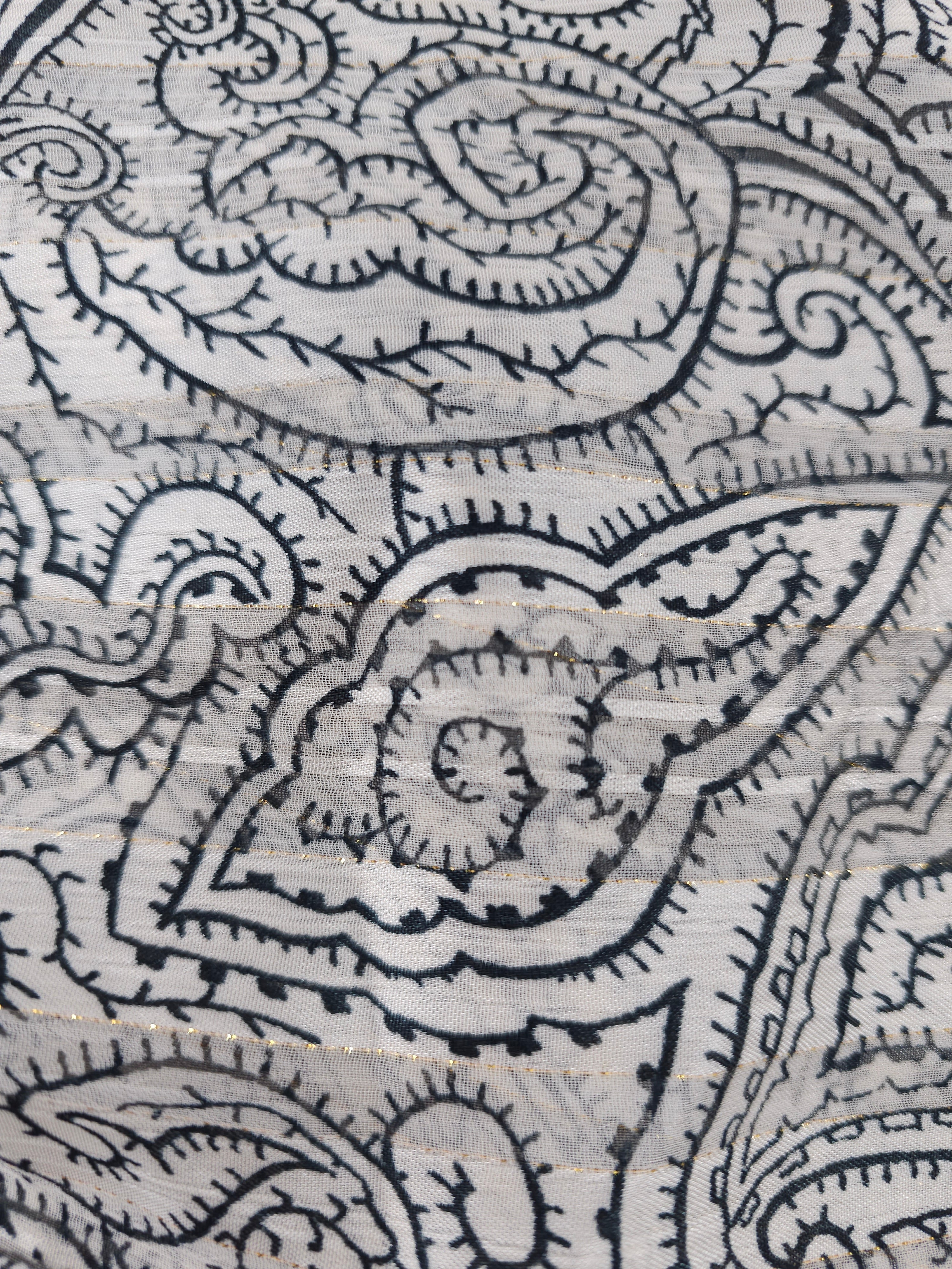 Shimmer line art Viscose- 5m piece