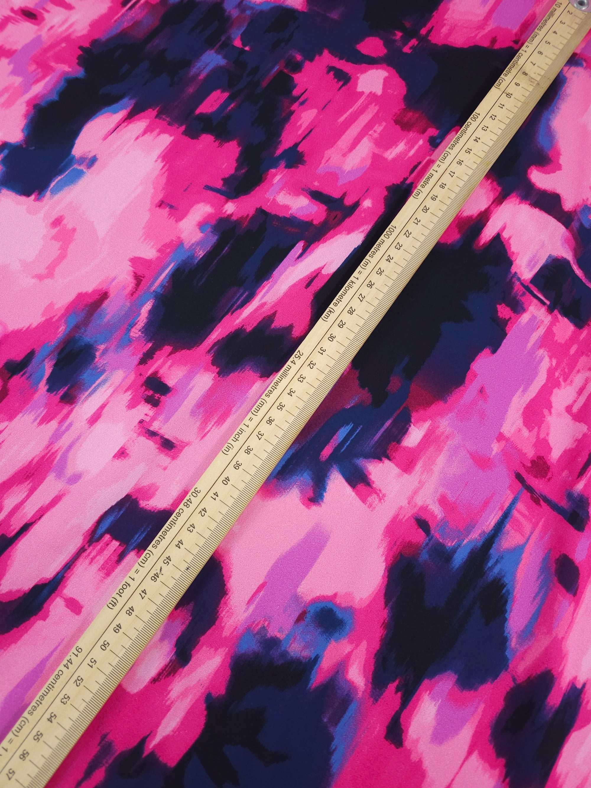 Pink/Navy Abstract Splash Viscose *DEFECT*