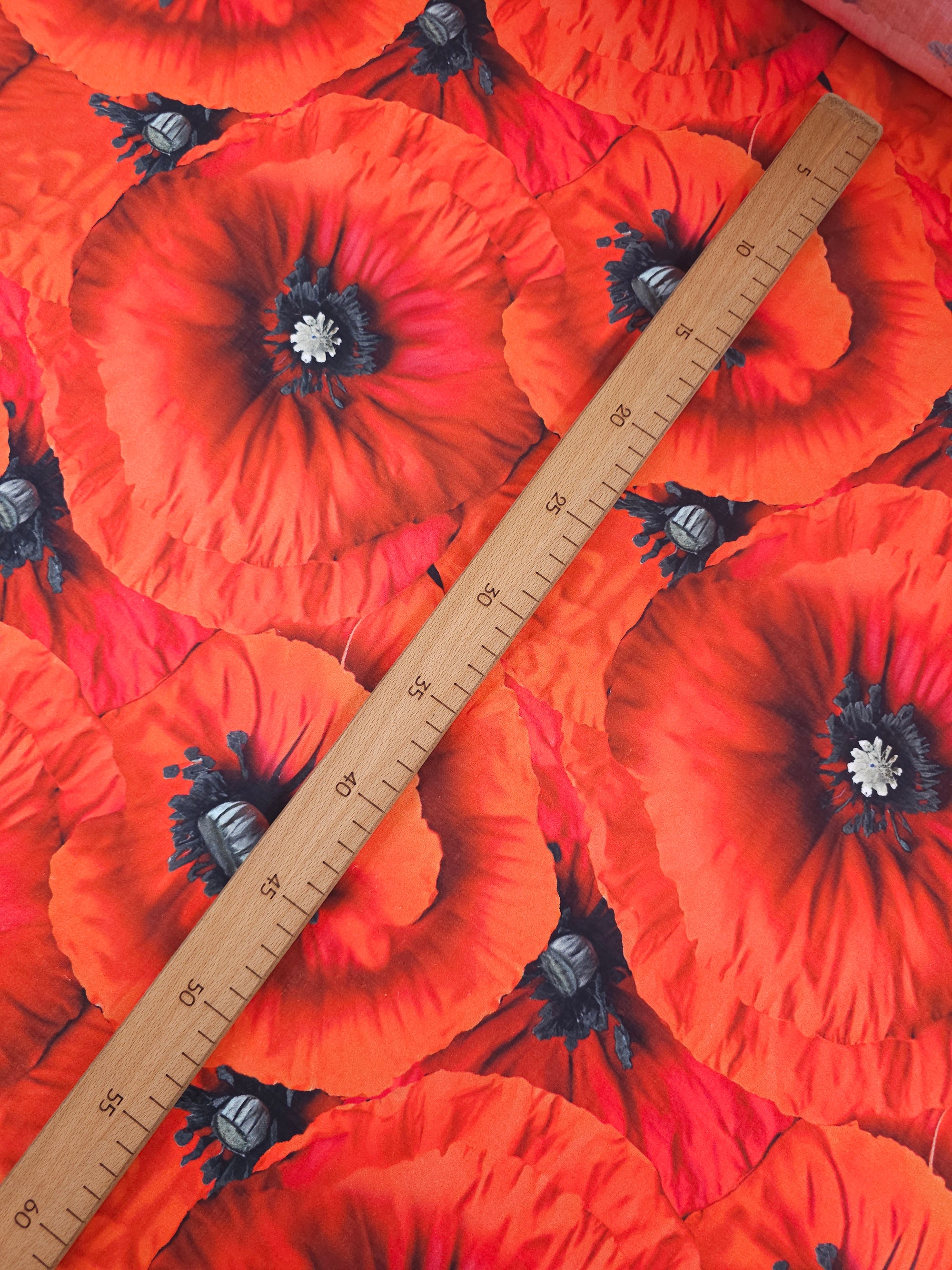 Red Large Poppy Fine Cotton *DEFECT*