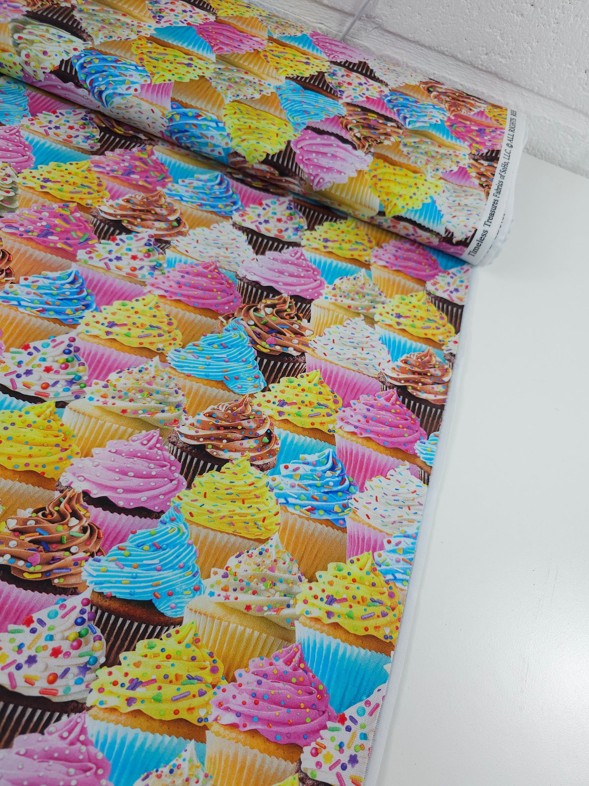 Sprinkle Cupcakes 100% Cottton