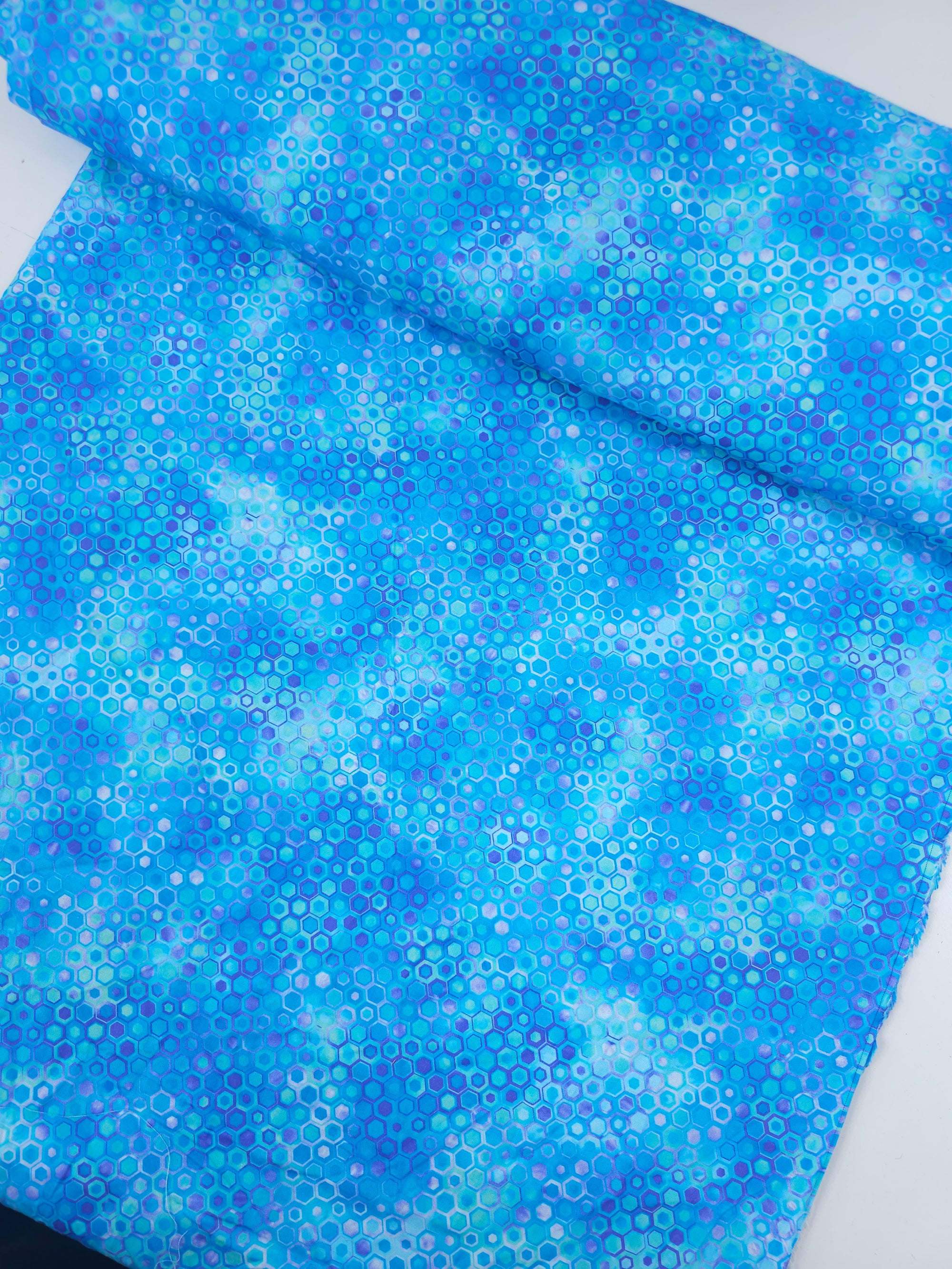 Light Blue/Purple Hexagon Phantasma 100% Cotton - Robert Kaufman