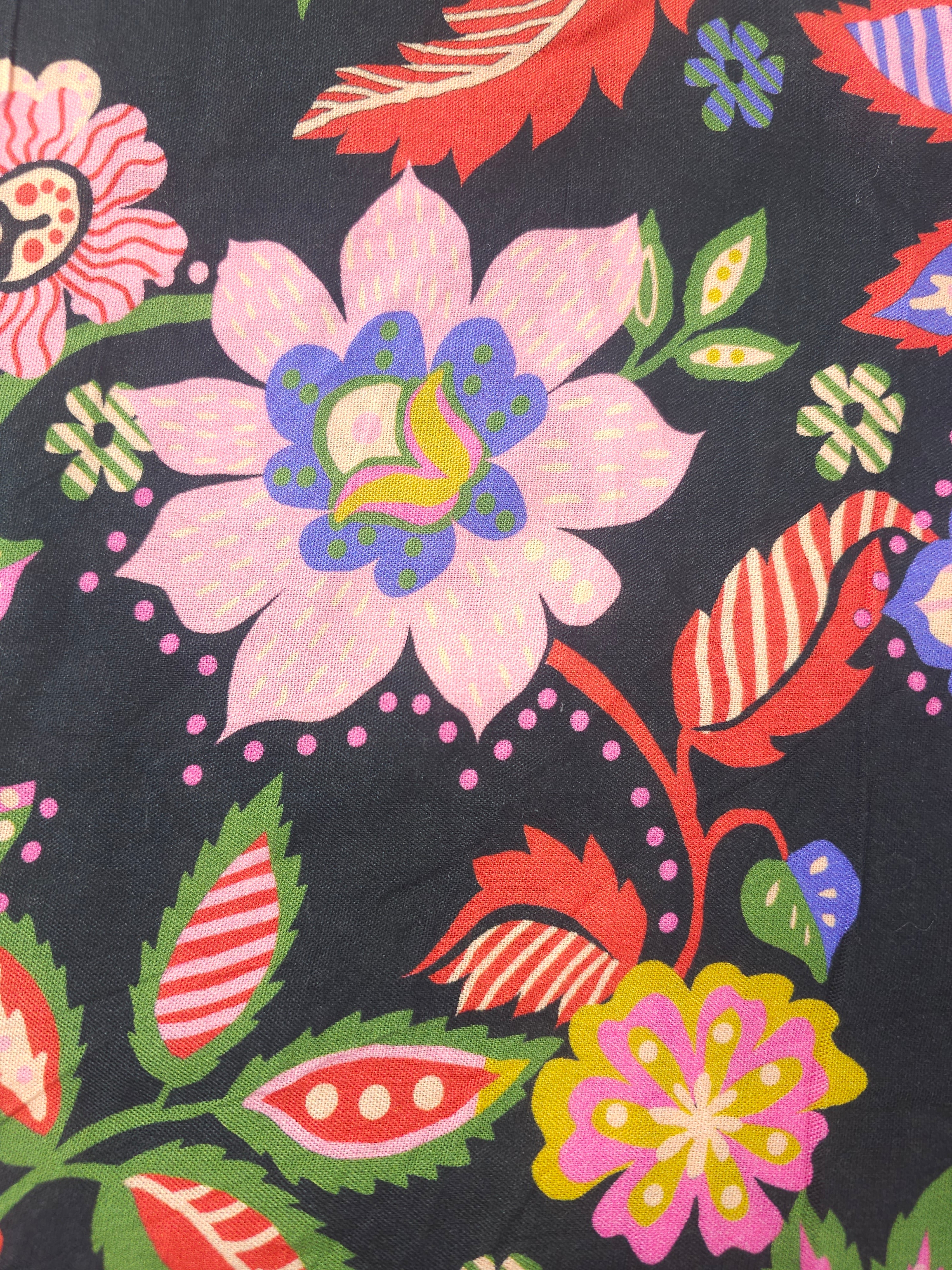 Floral fun Viscose- 4m piece