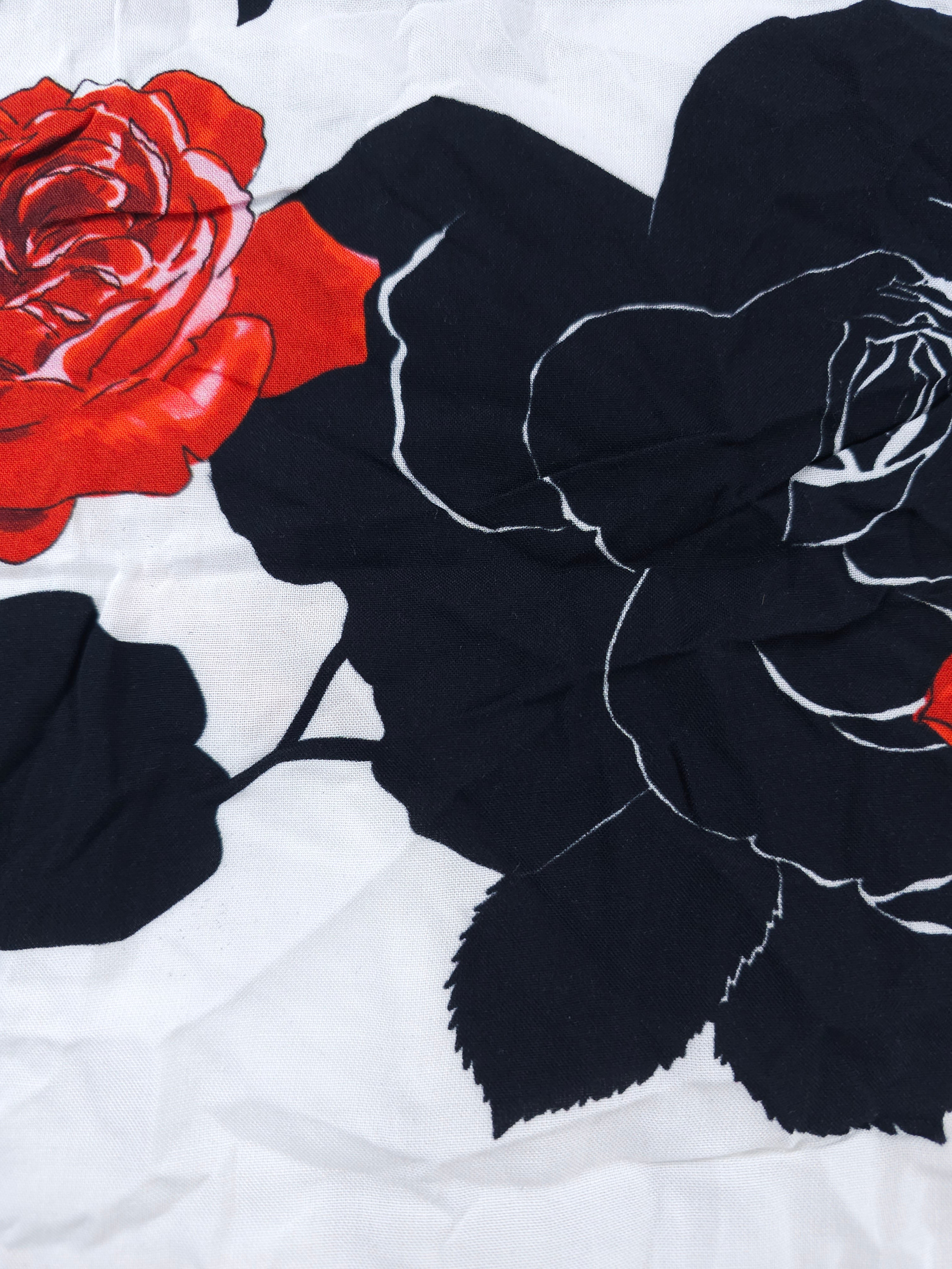 Bold black and red rose Viscose- 1.7m piece