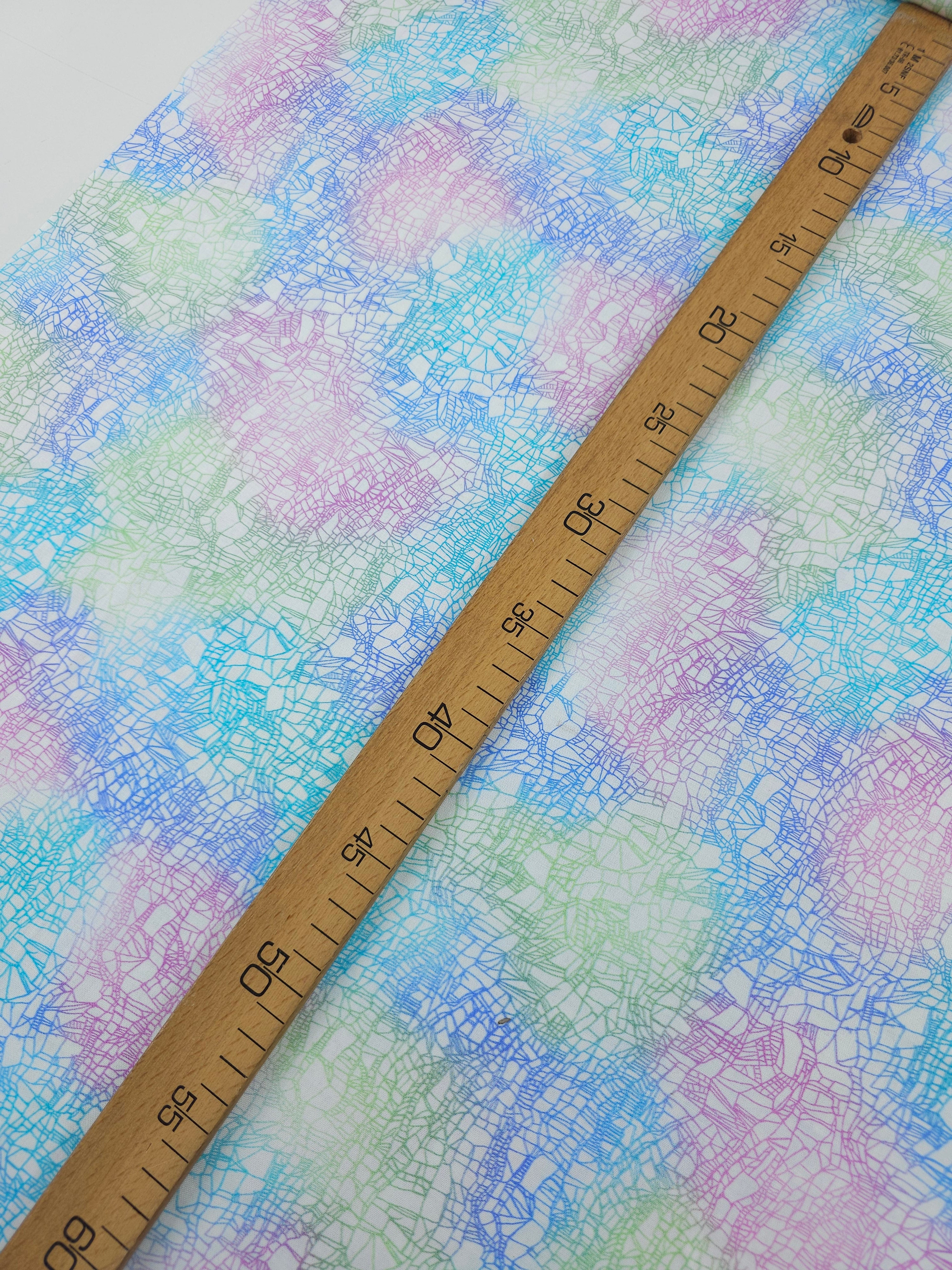 Abstract Pop Static Scales 100% Cotton - Benartex