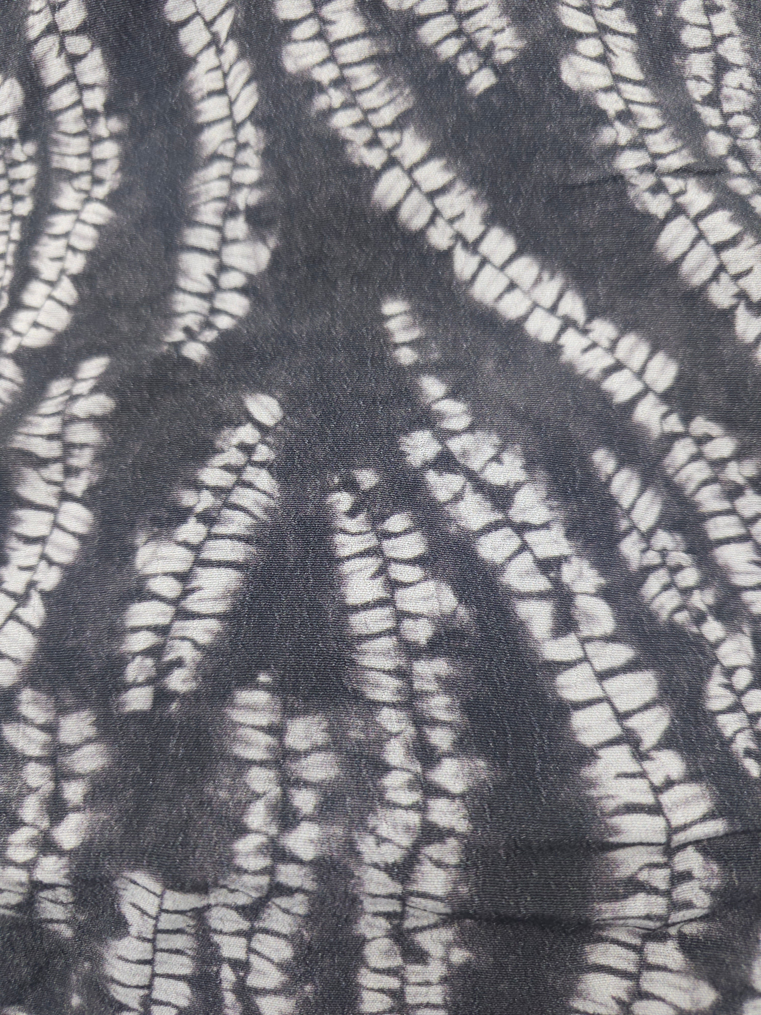 Grey feathering Viscose crepe- 6.5m piece
