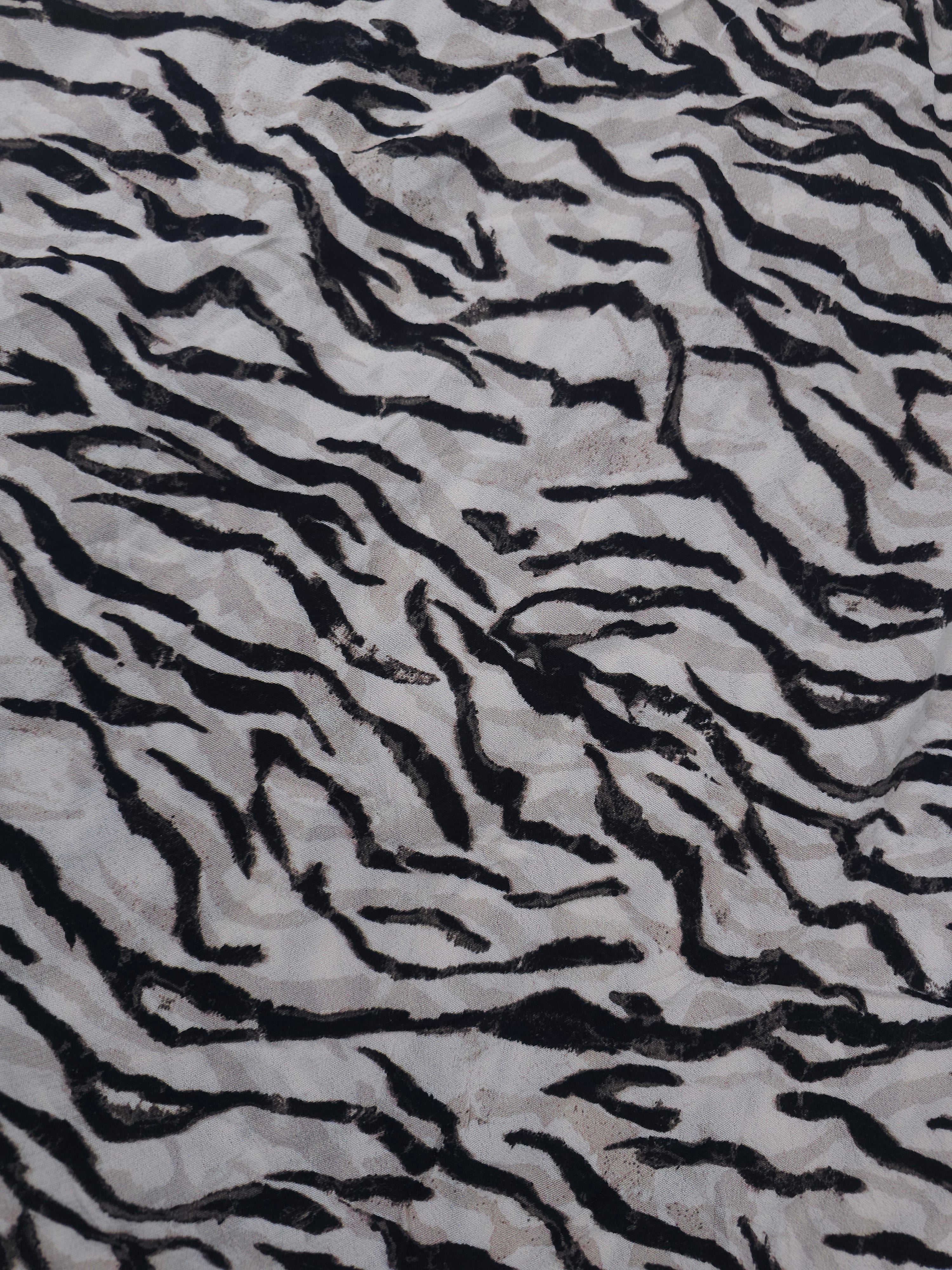 Mixes zebra Viscose crepe- 1.6m piece