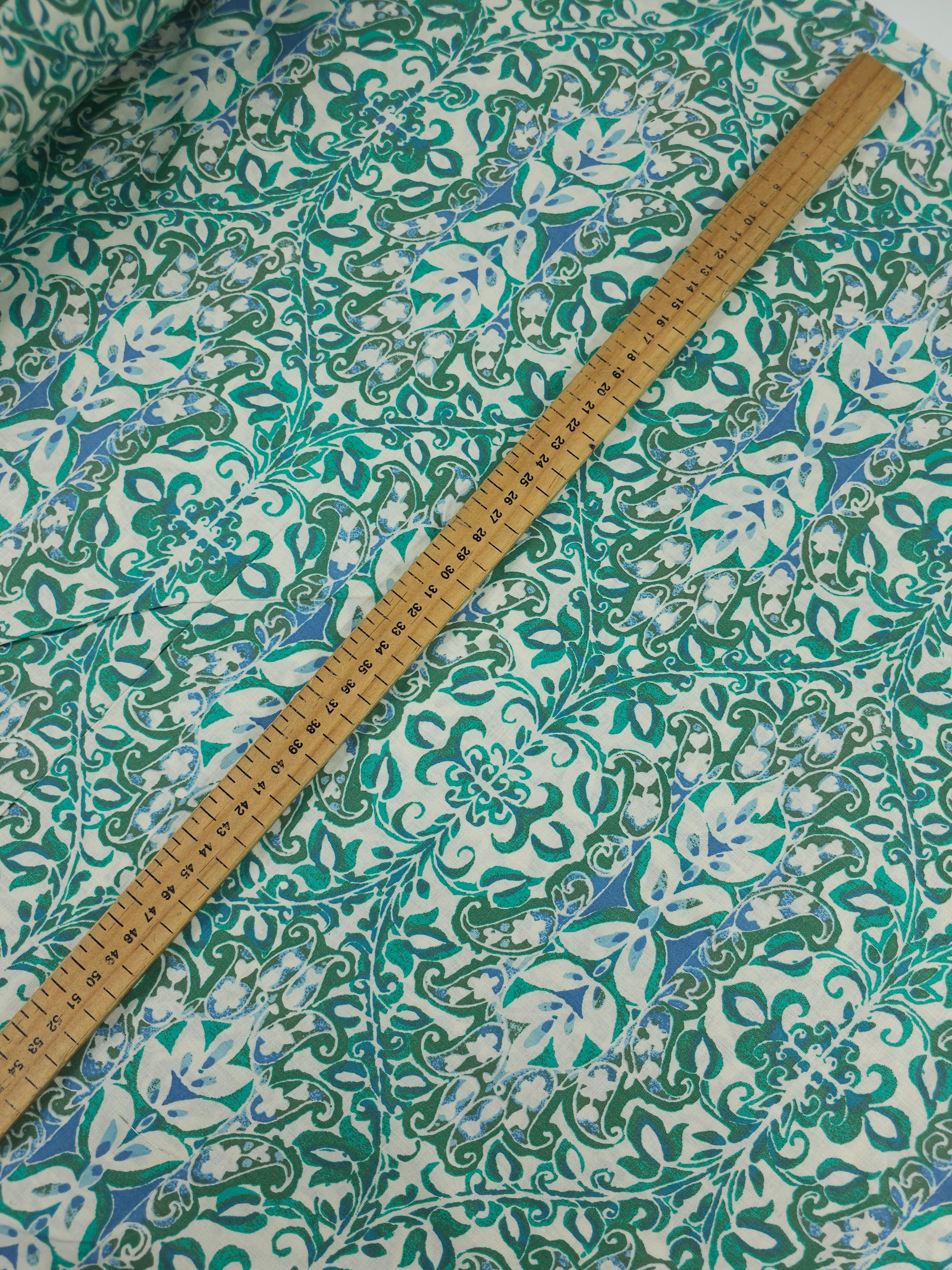 Green/Ivory Tapestry Damask 100% Cotton 102" *EXTRA WIDE*
