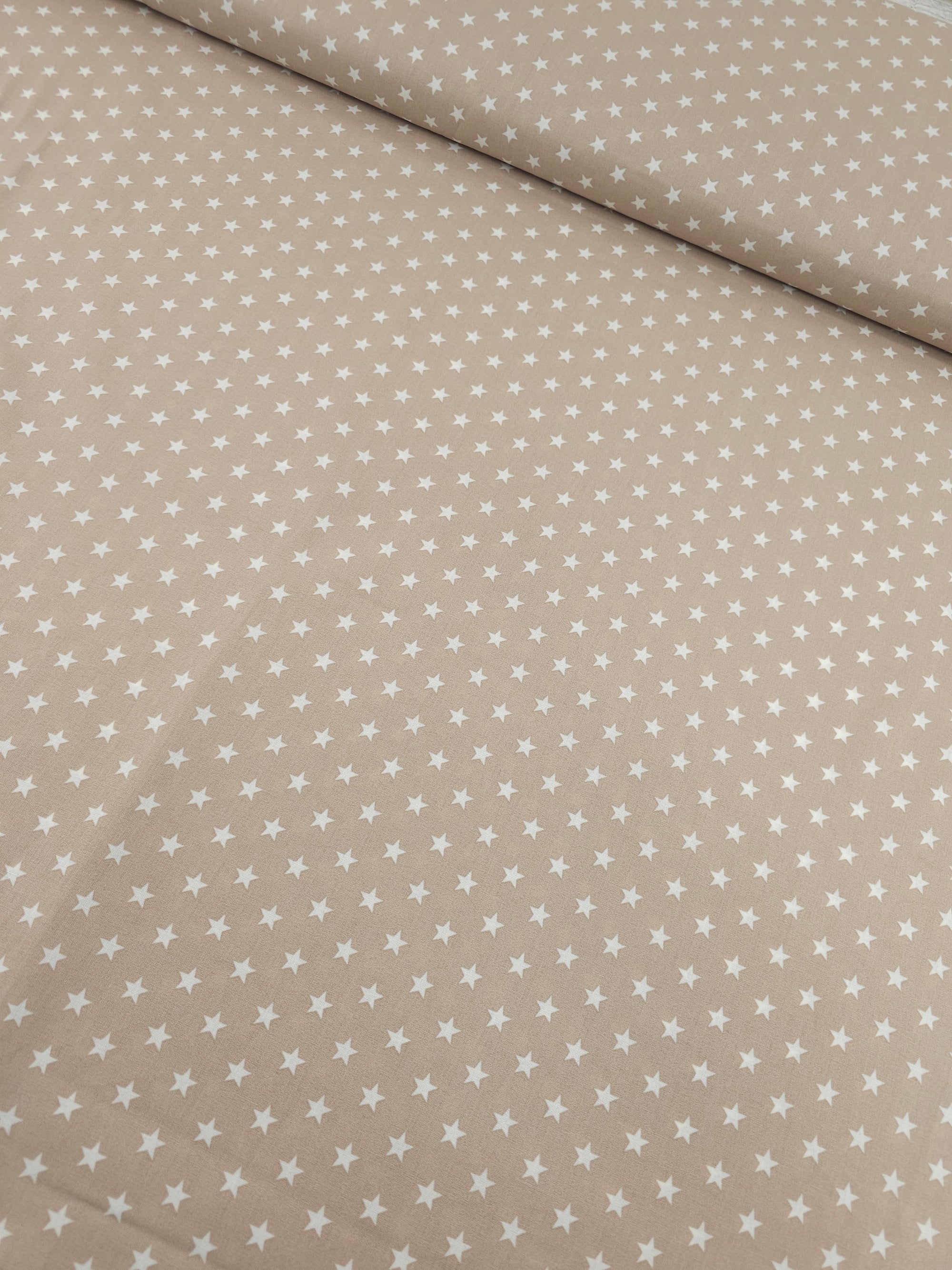 Beige Petit Stars 100% Cotton 60"