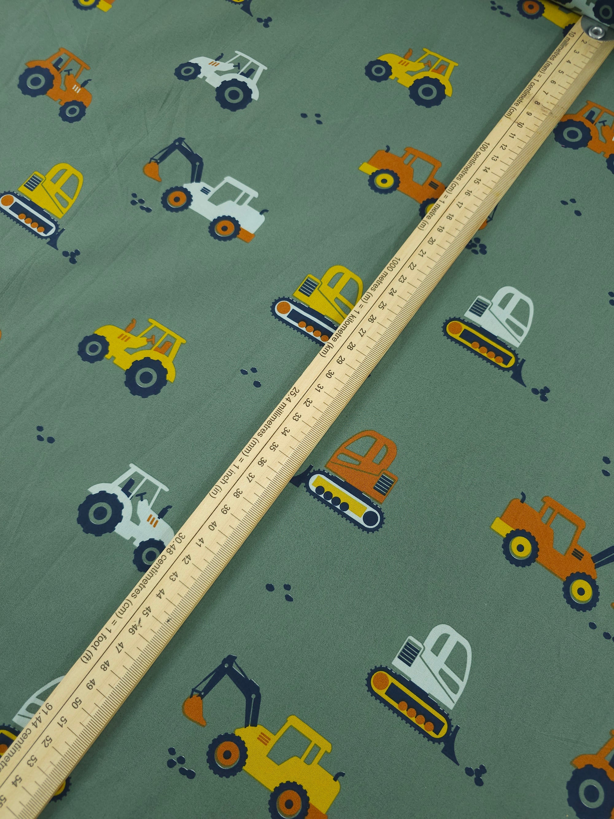 Construction Vehicles 100% Cotton 55"