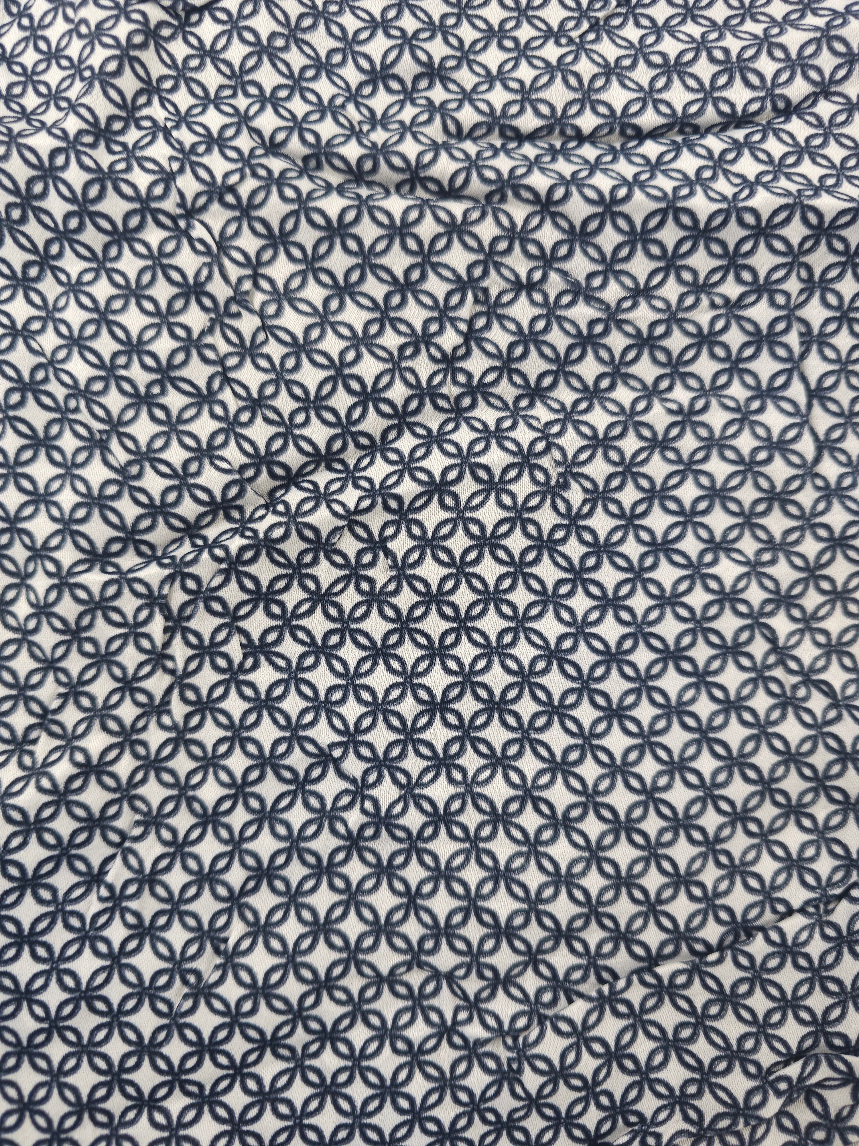 Overlapping circles Viscose- 2.7m piece