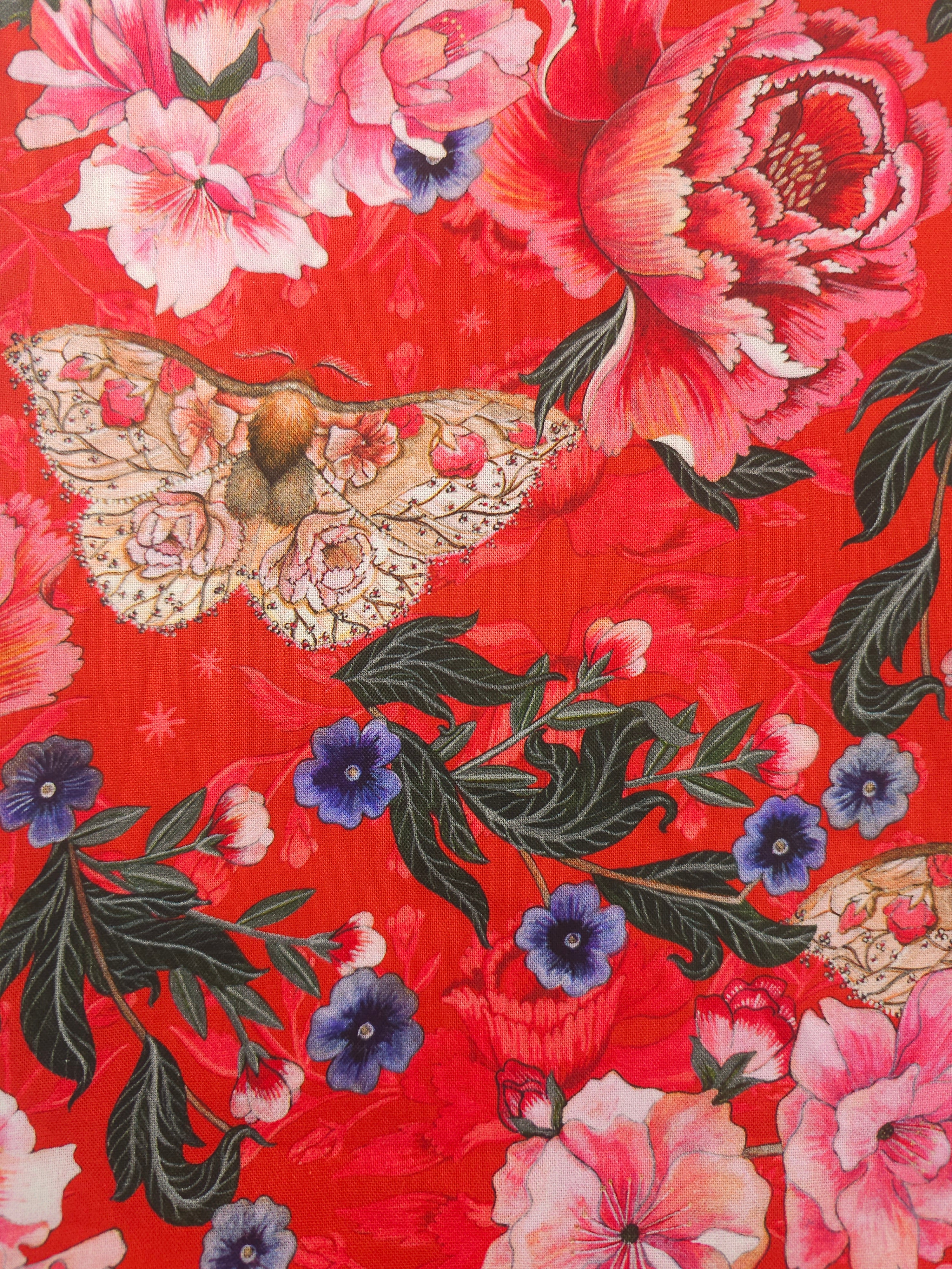 Red rose moth Cotton- 1.4m piece