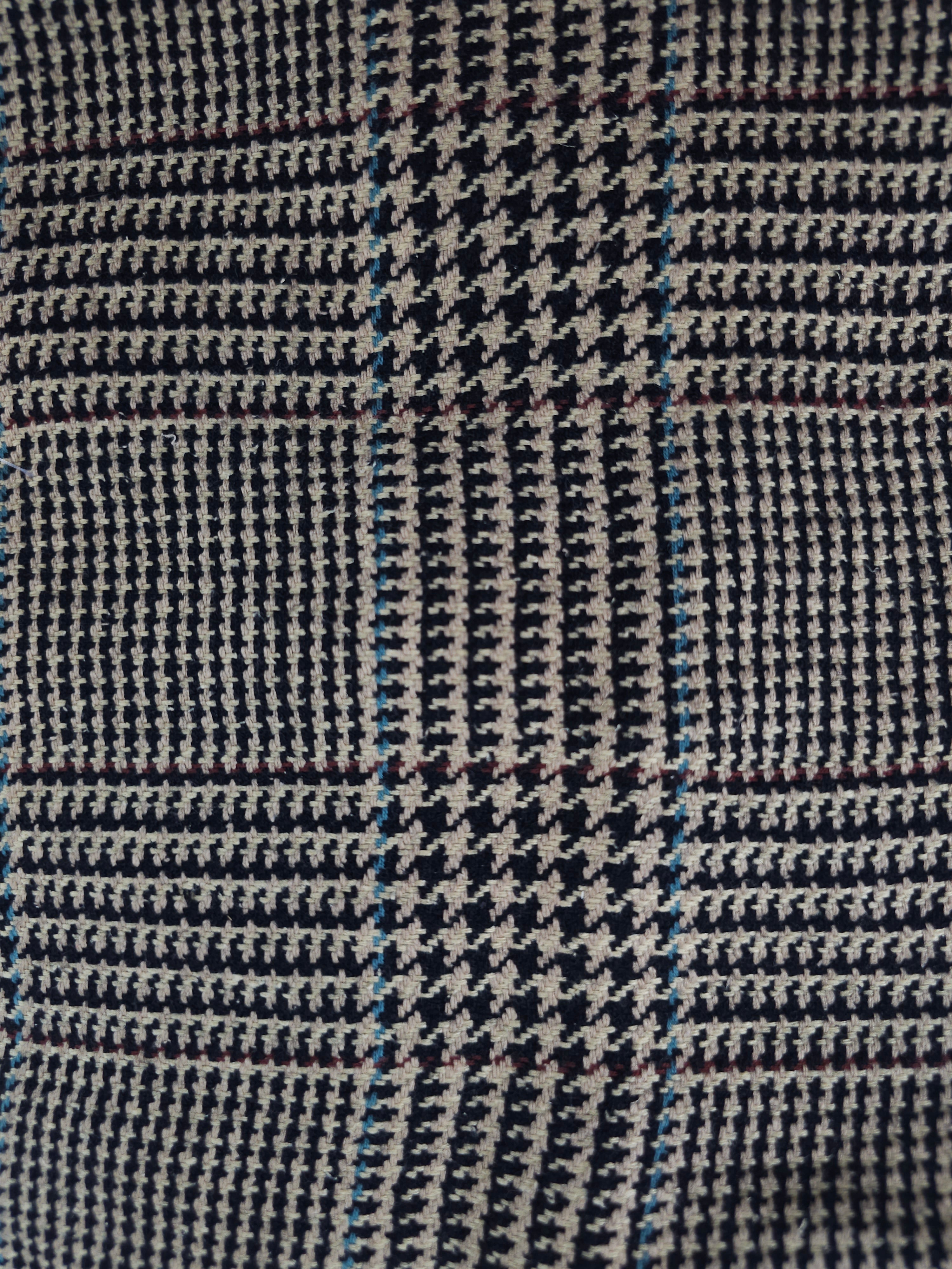 Houndstooth repeated pattern Wool- 1.5m