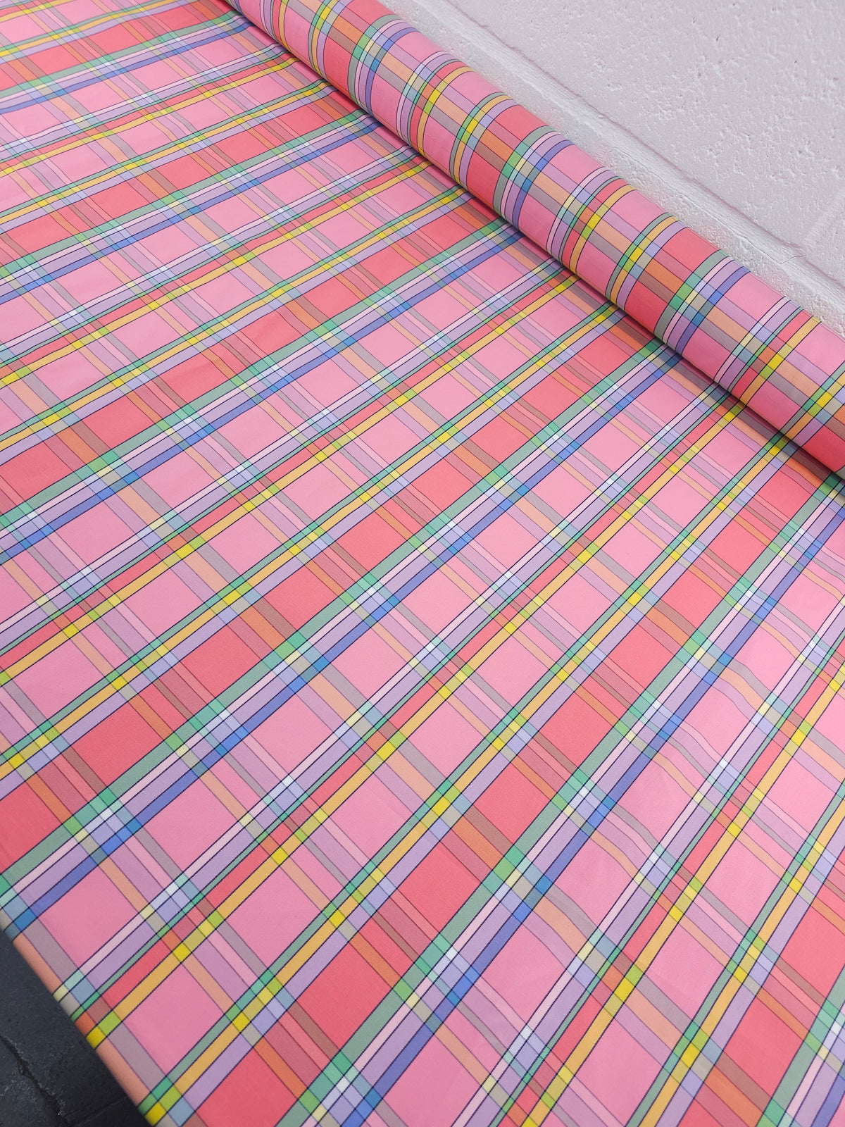 Retro Pop Tartan Mediumweight Cotton Poplin Twill