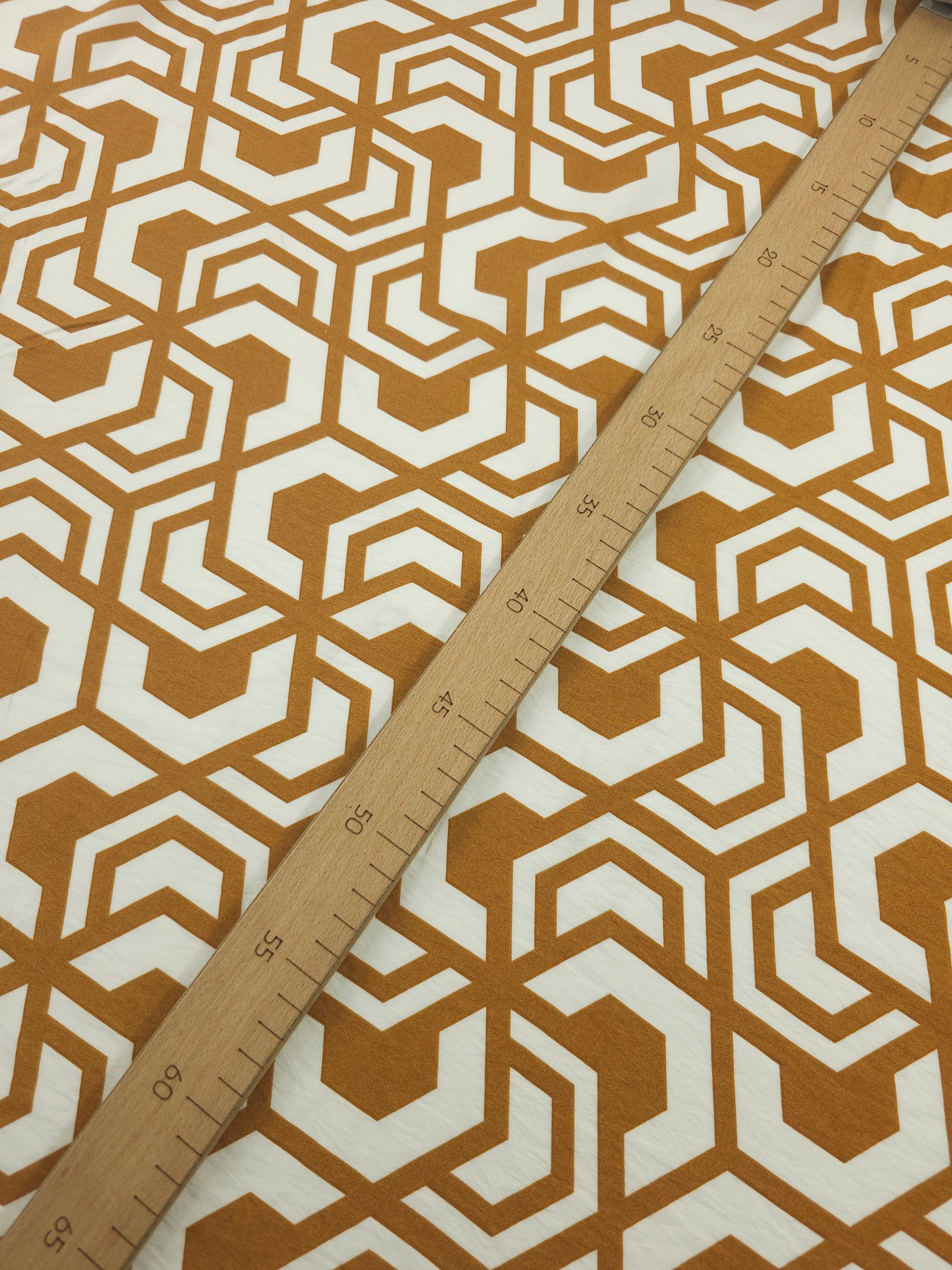 Bronze/Ivory Geometric Modal