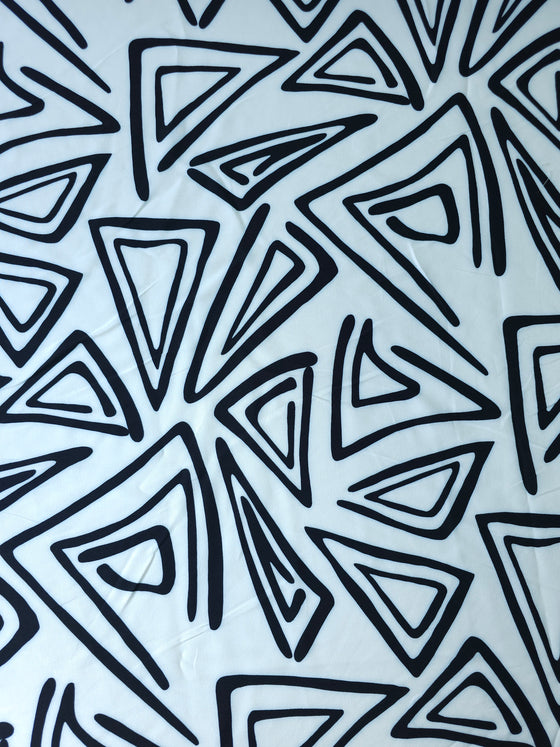 White/Black Abstract Triangle Viscose *DEFECTED* 3m piece