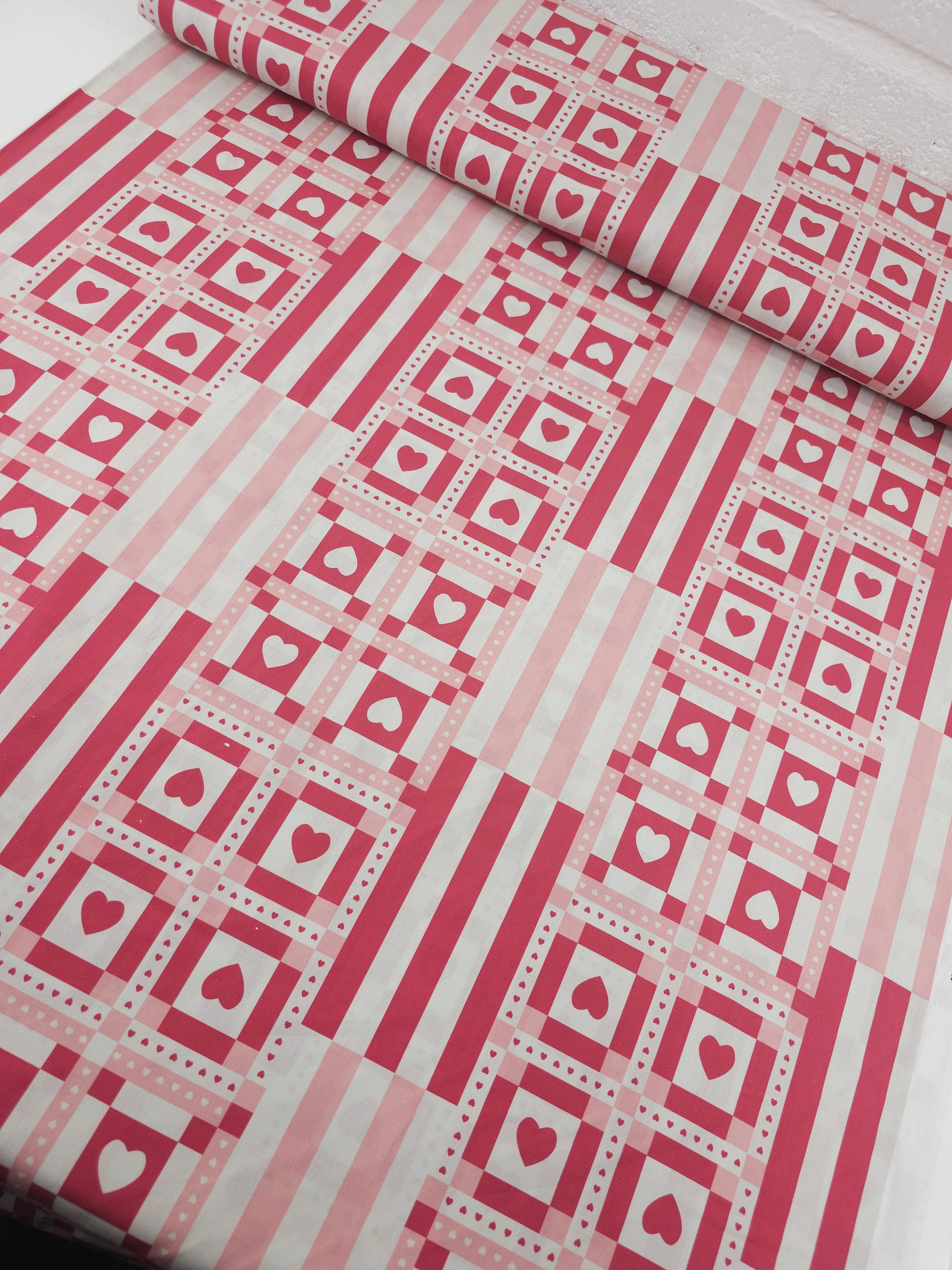 Berry/Pink Heart Abstract Lightweight Cotton 57"