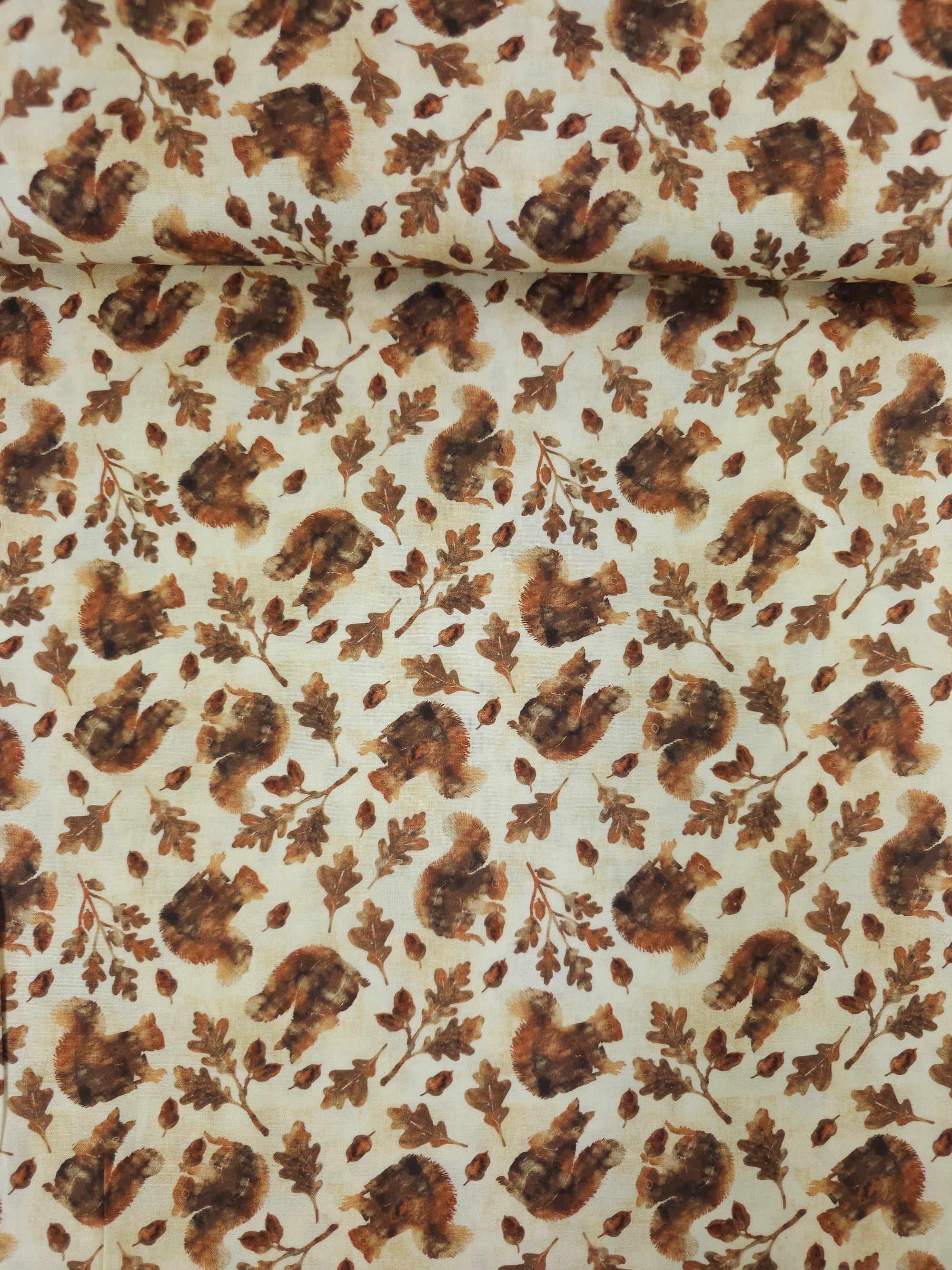 Squirrel Leaf 100% Cotton