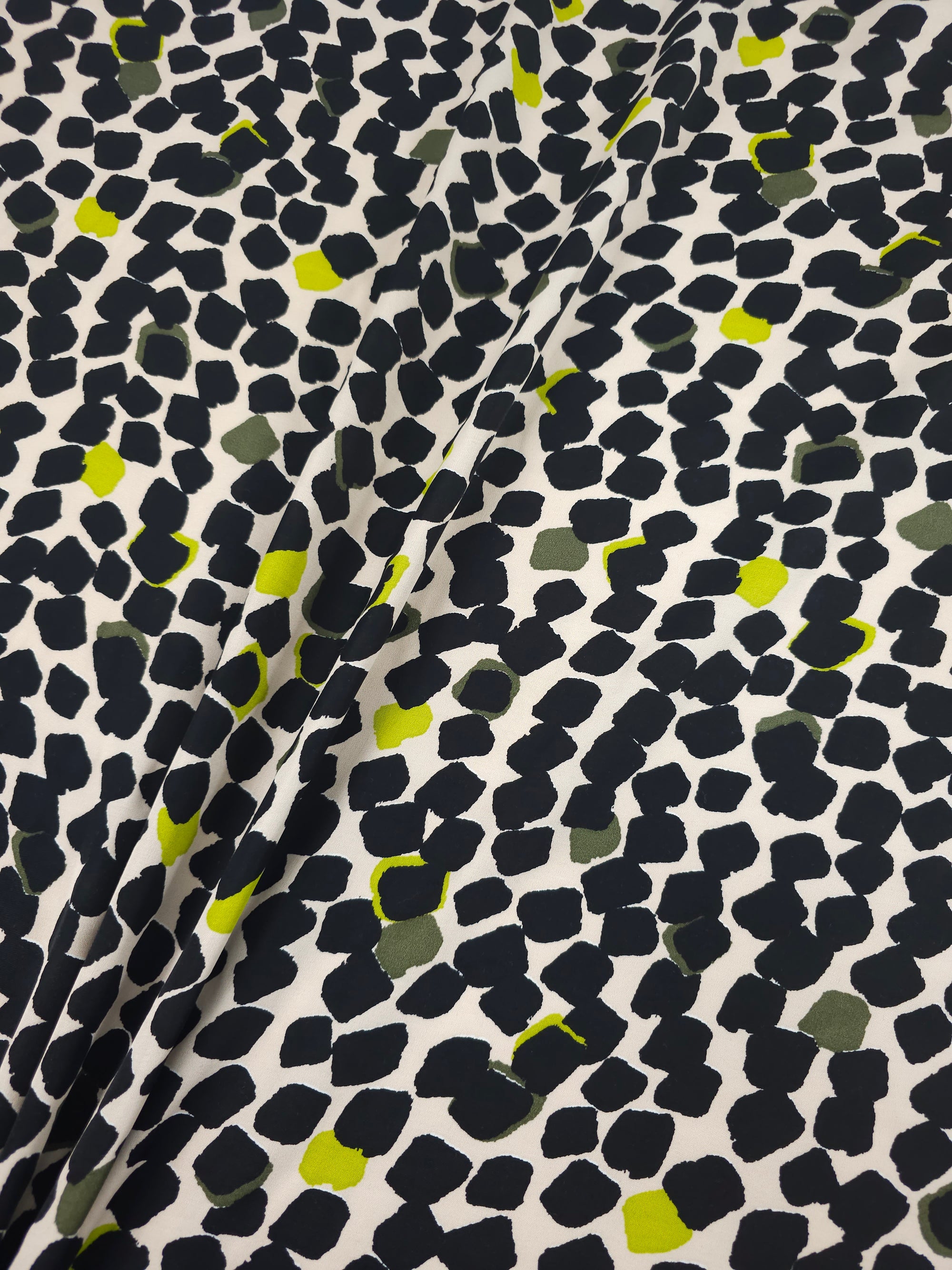Lime/Black Irregular Square Pebble Matte Viscose Satin