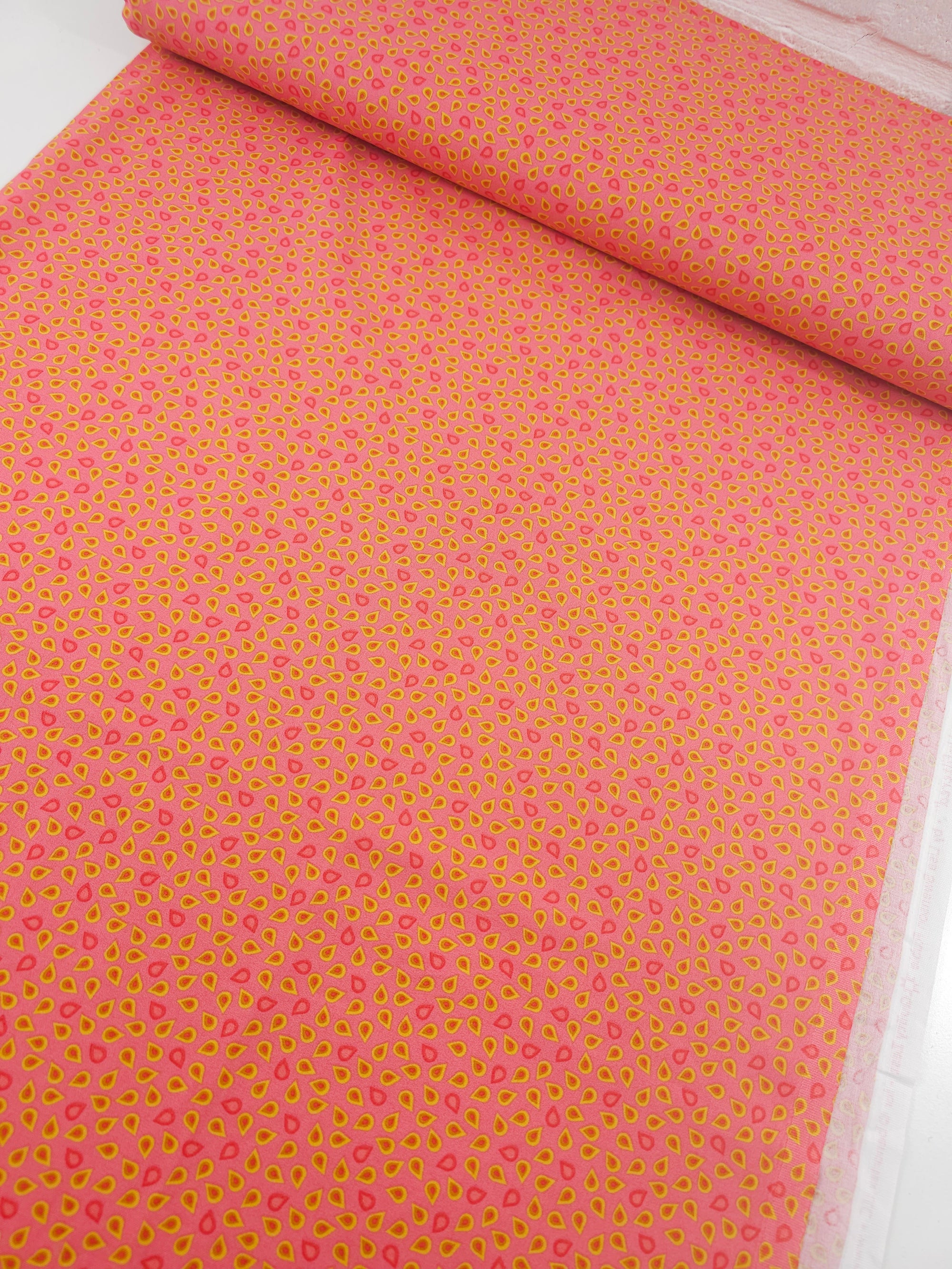 Coral/Marigold Abstract Droplet 100% Cotton - Benartex