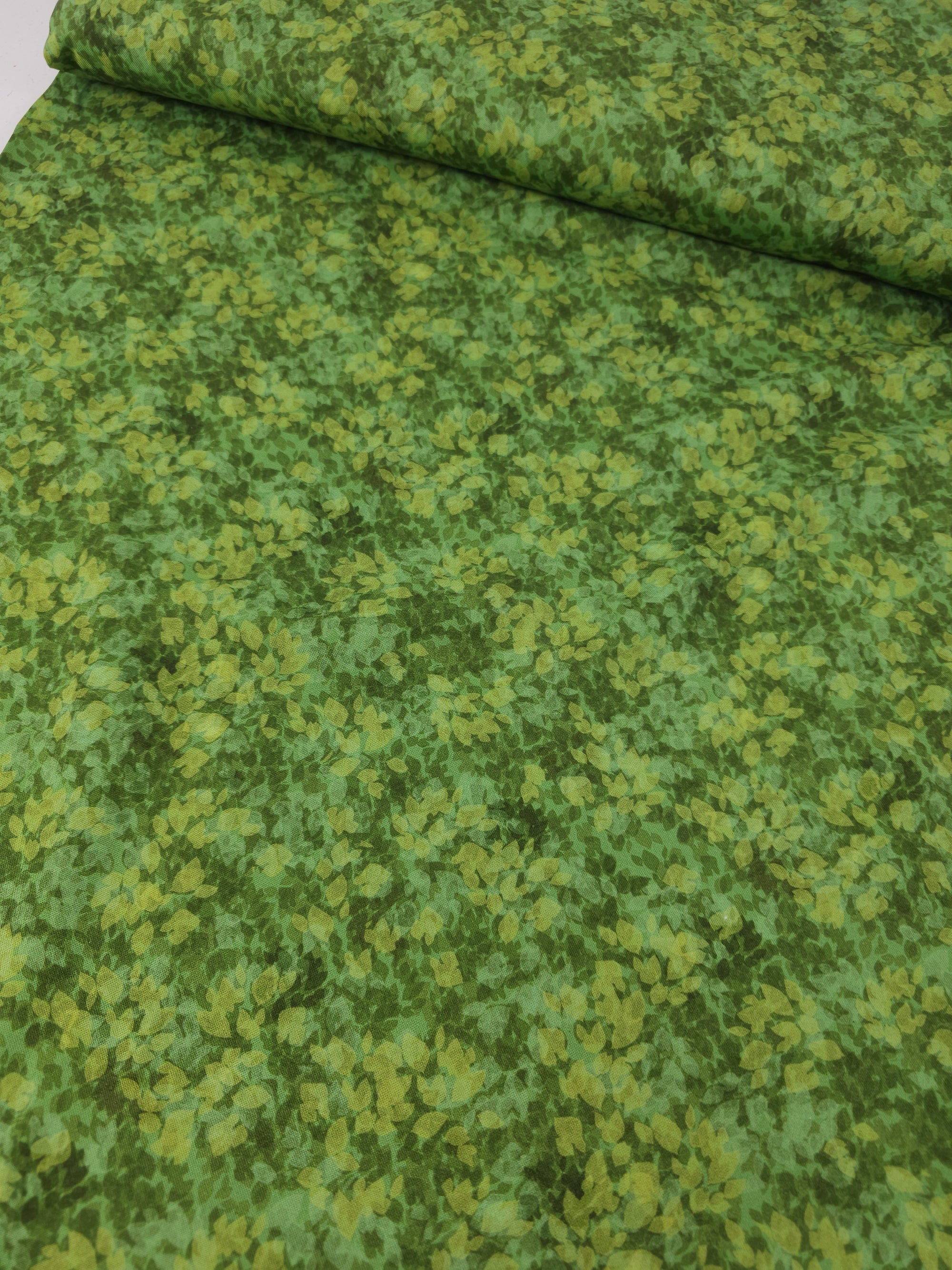 Vintage Green Leaf Field 100% Cotton