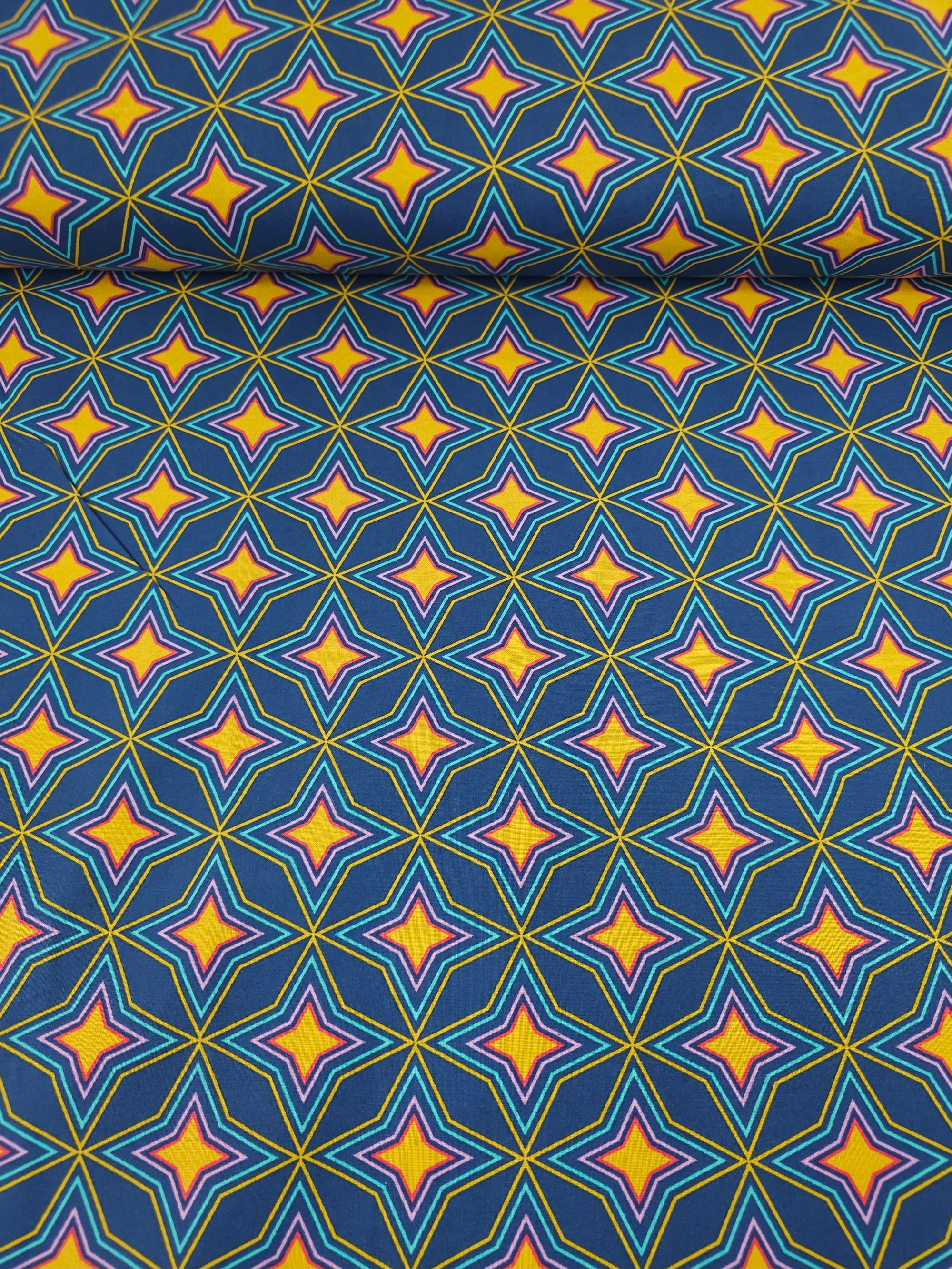 Geometric Diamond Star 100% Cotton - Benartex