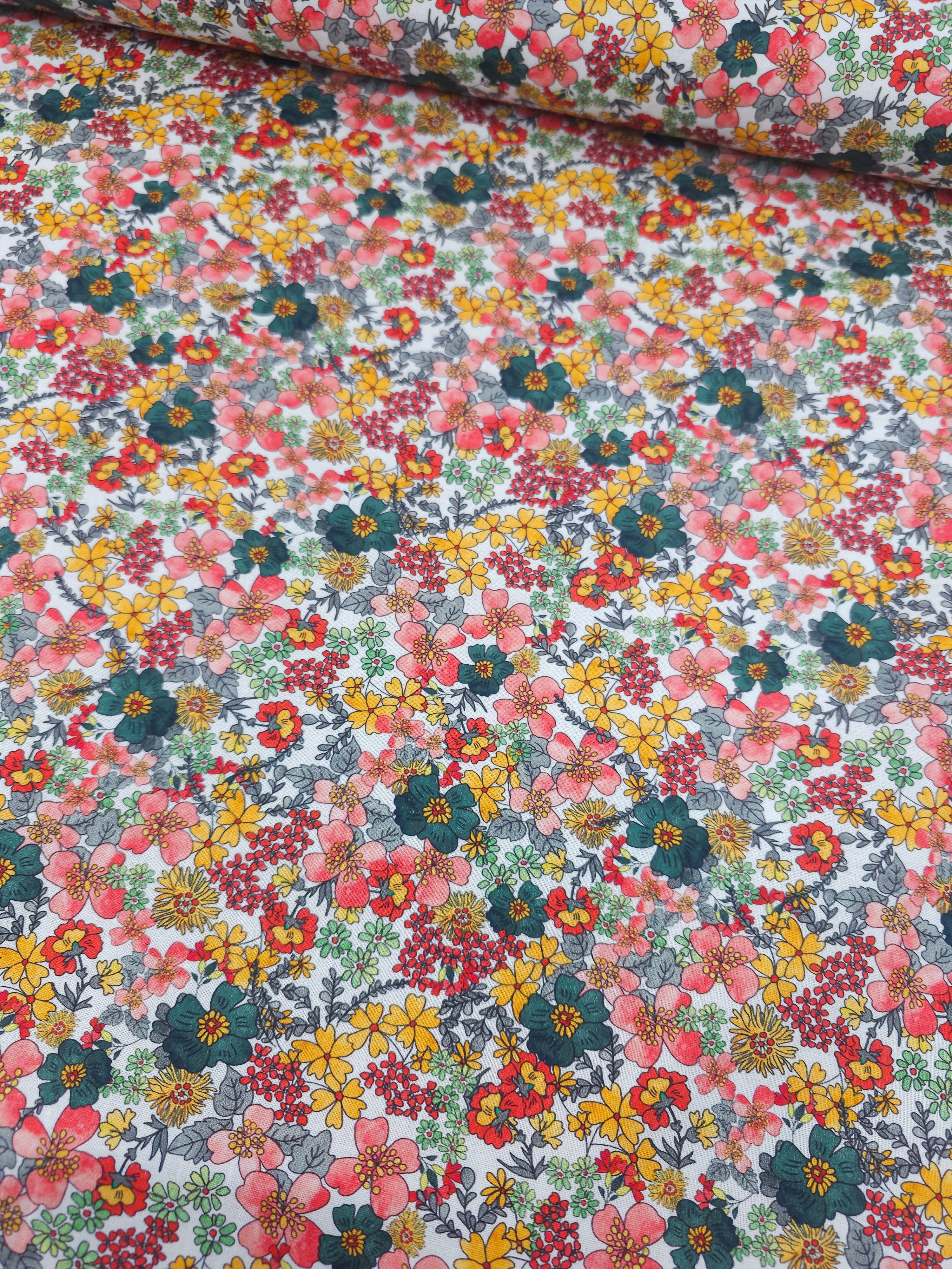 Summery Floral Party 100% Cotton