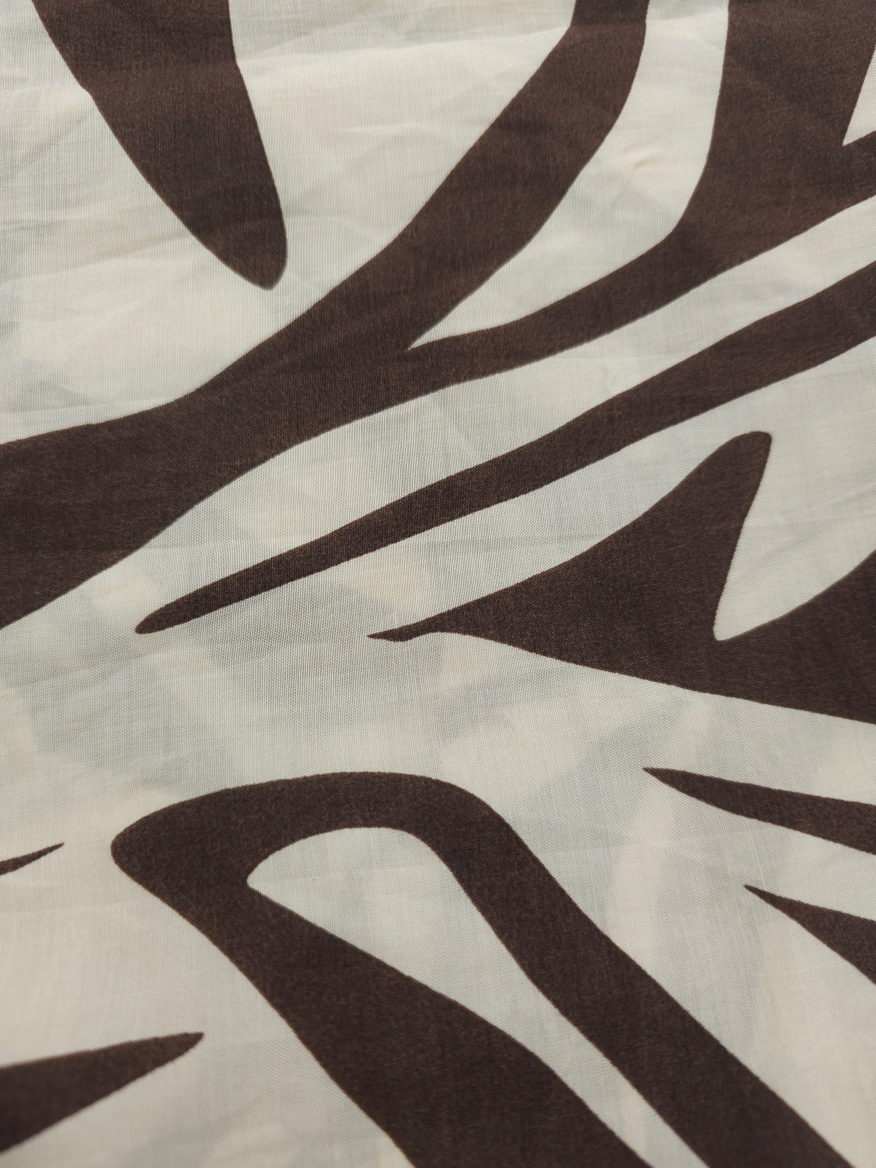 Black design Viscose sateen- 2m piece