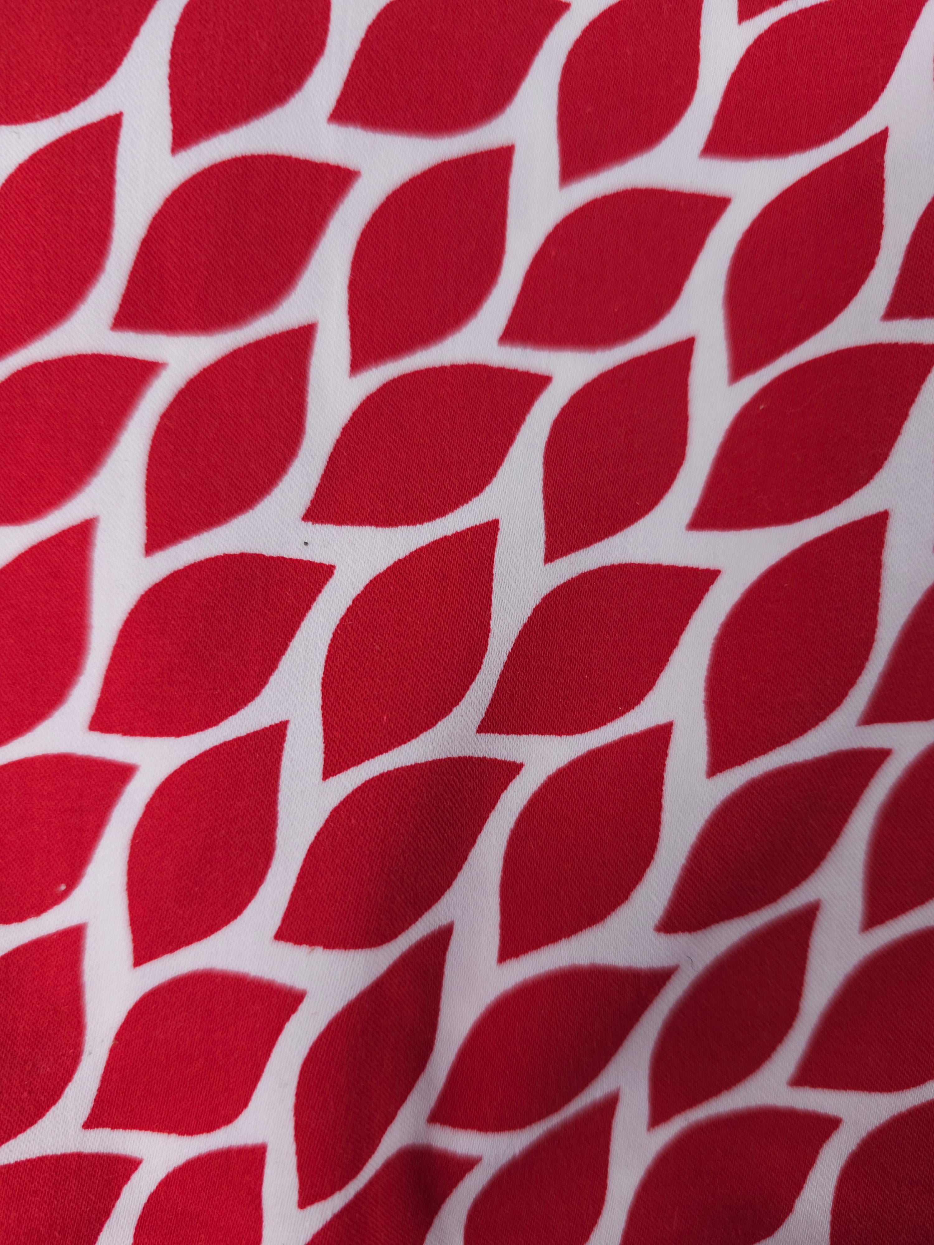 Red leaf Viscose- 3m piece