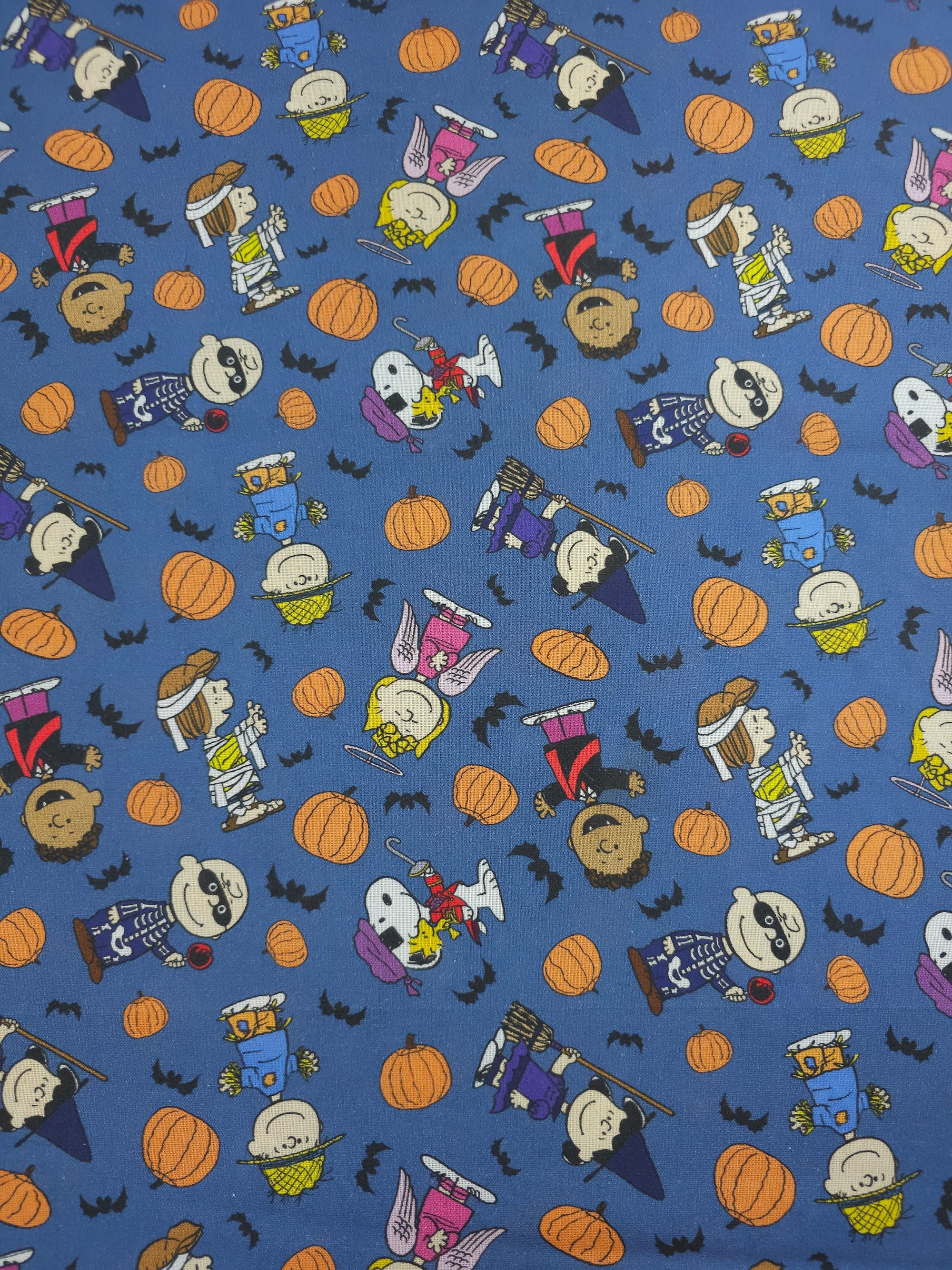Peanuts Gang Pumpkin Party 100% Cotton