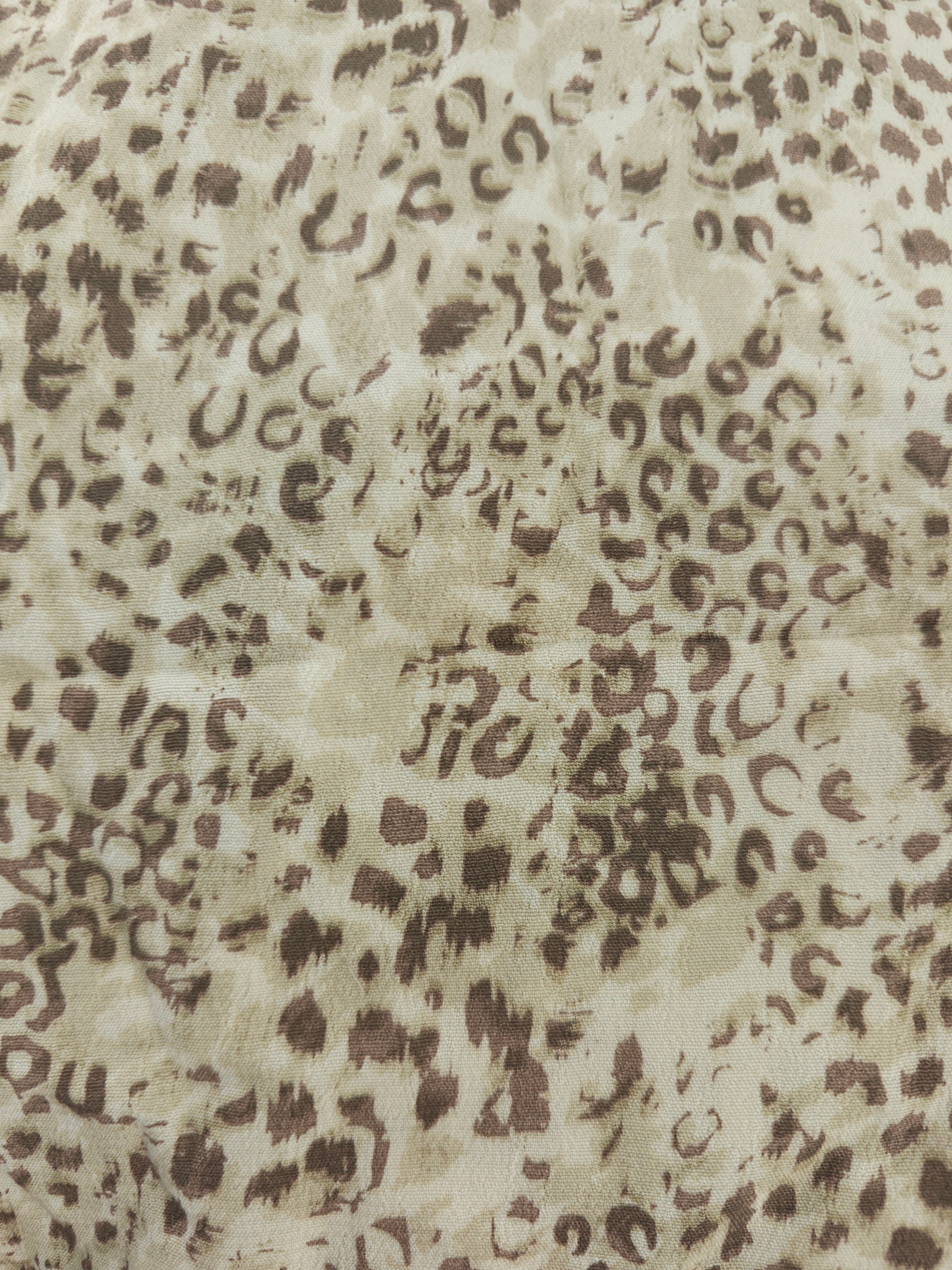 Baby cheetah Viscose crepe- 6.5m piece