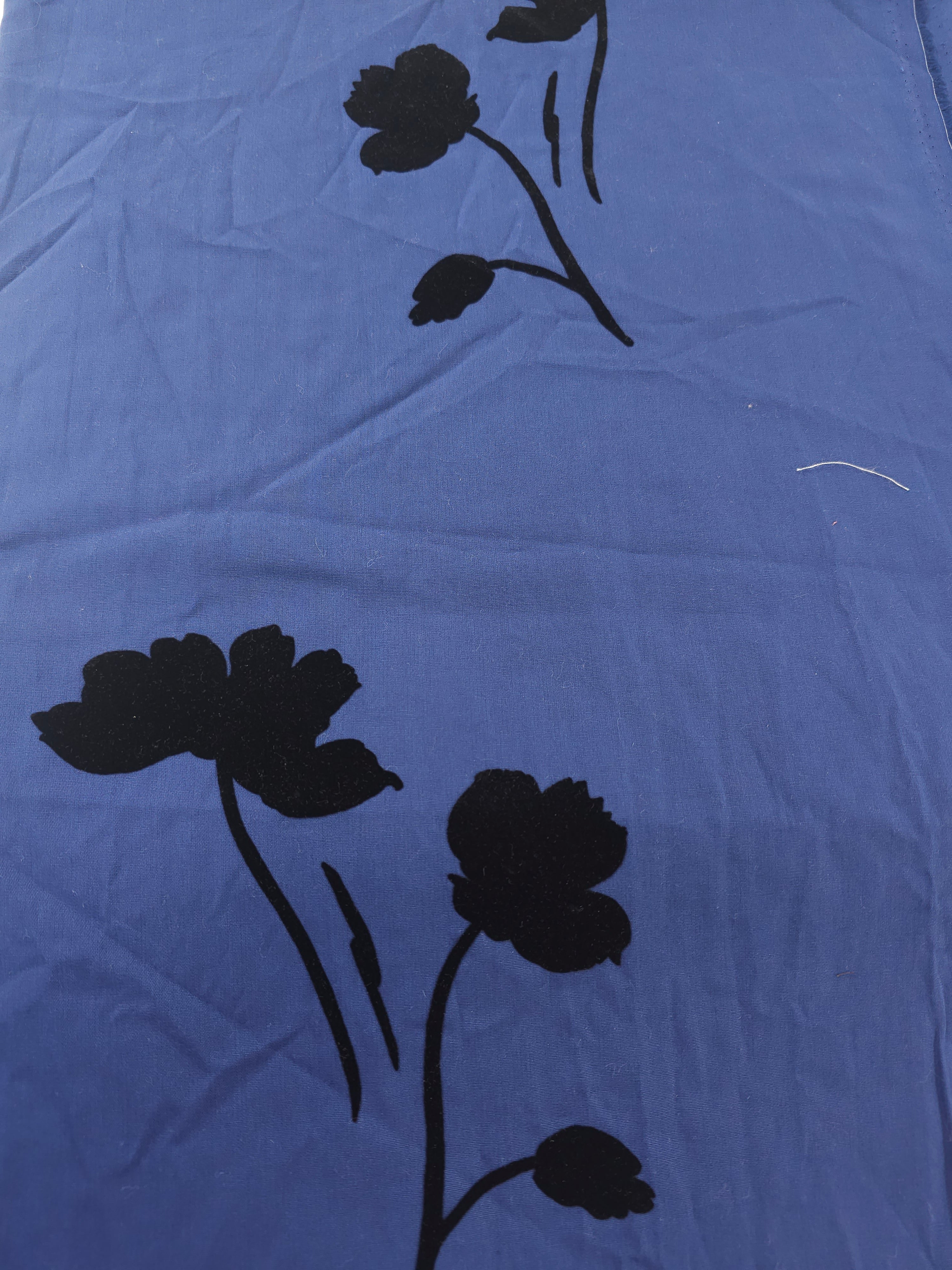 Navy flower Velvet and viscose- 2m piece