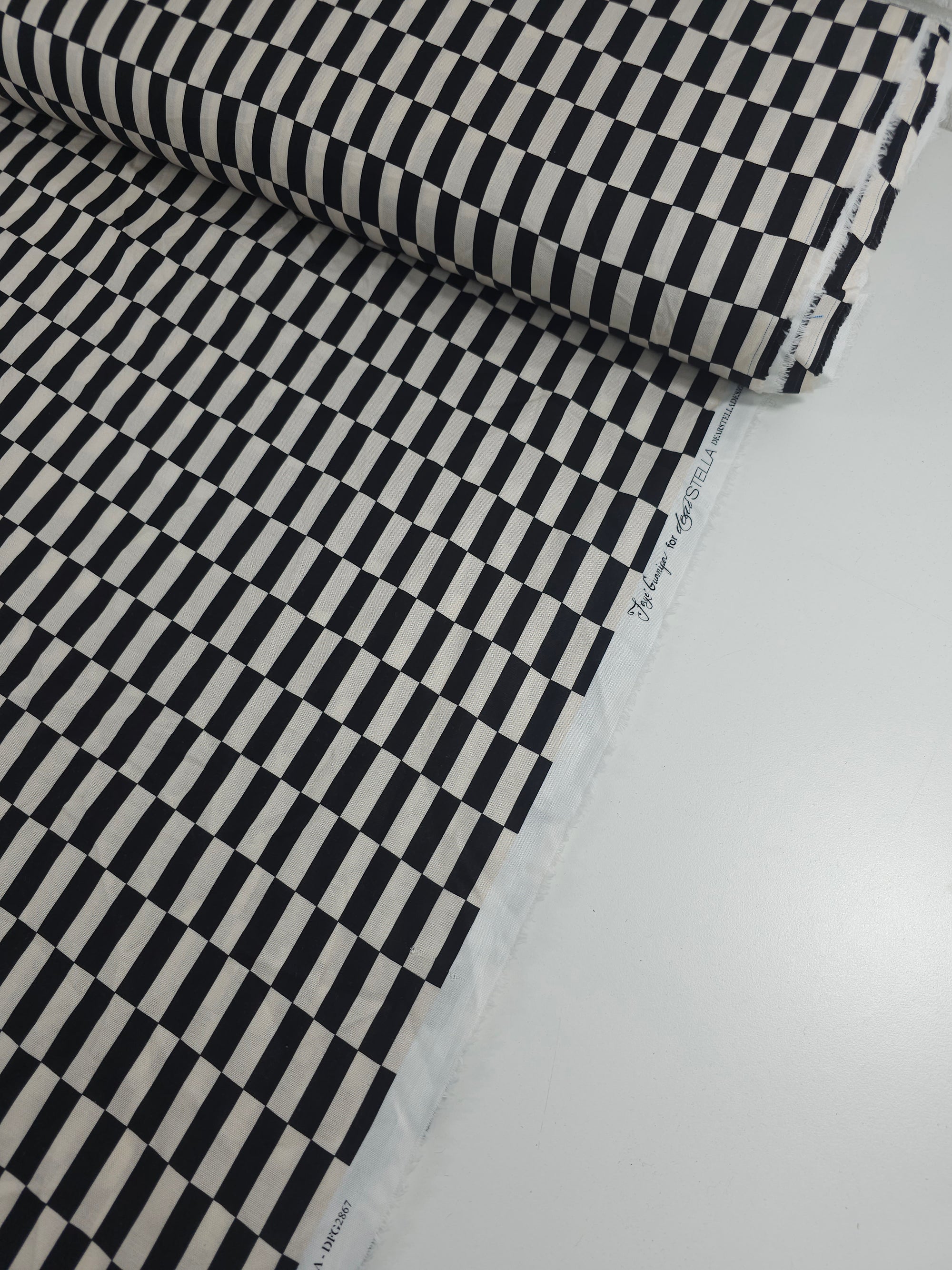 Ivory/Black Rectangle Check 100% Cotton