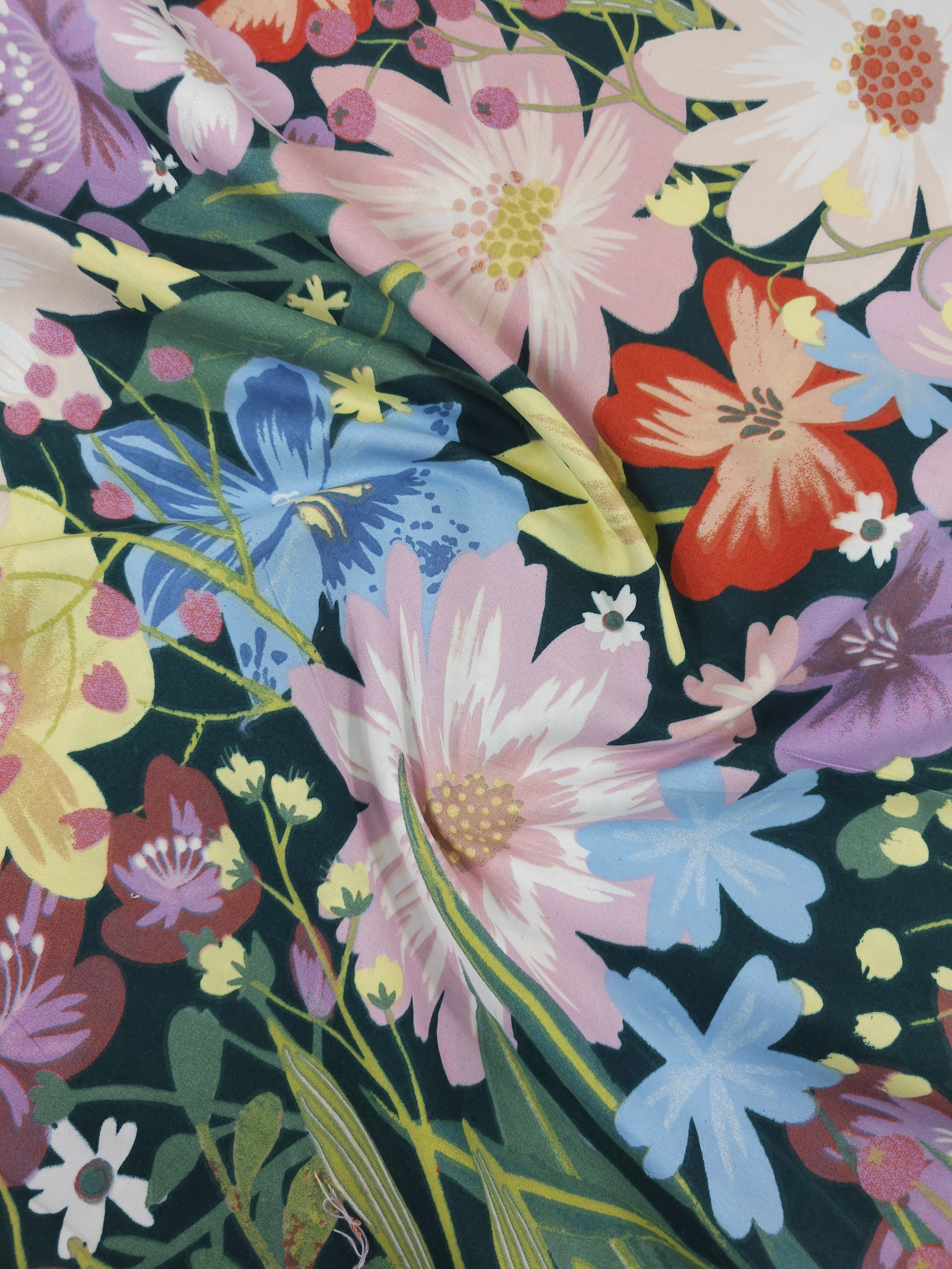 Bottle Green Large Meadow Floral 100% Cotton 98"