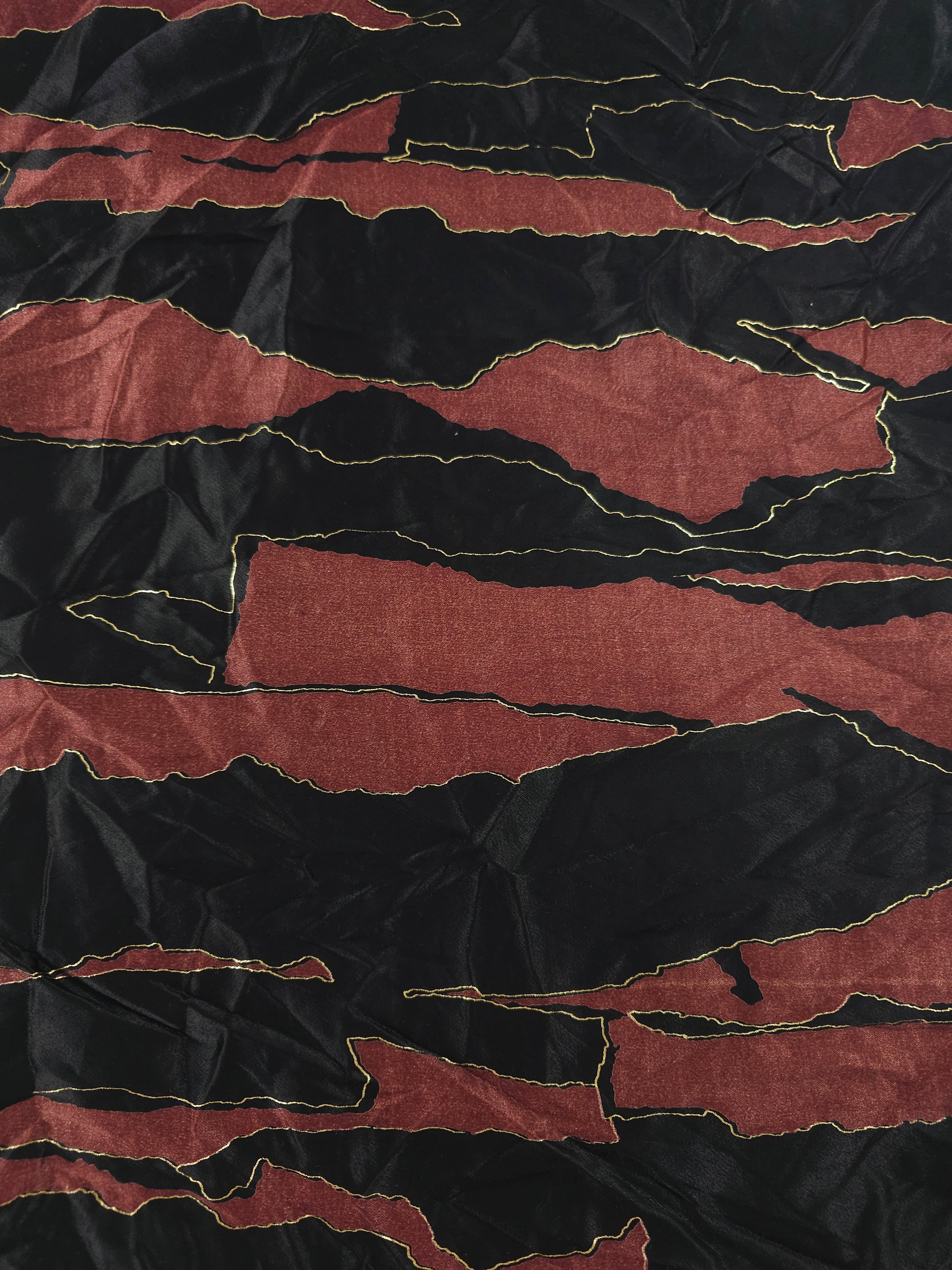 Gold edging Viscose sateen- 1.6m piece