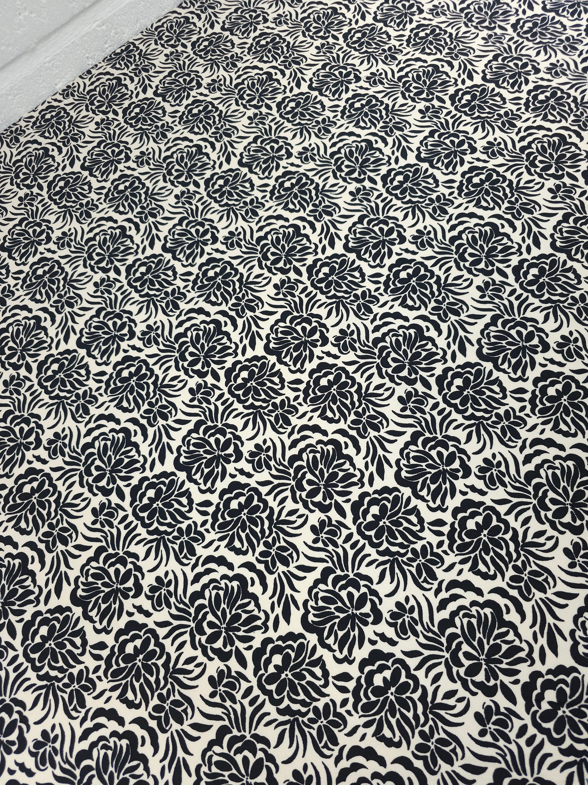Black/Ivory Floral Dream Interfacing Backed Viscose