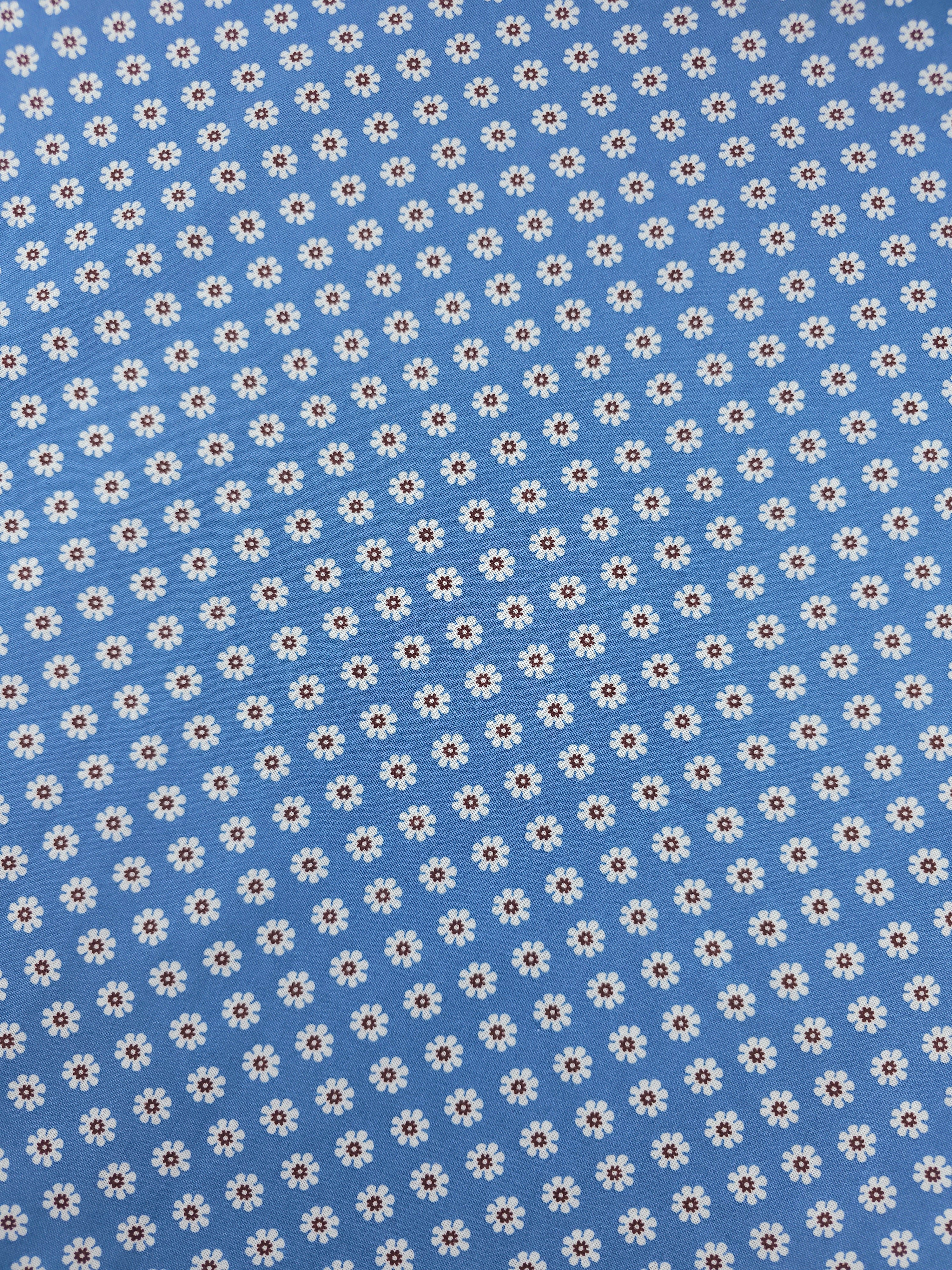 Powder Blue Mini Vintage Daisy 100% Cotton 60"