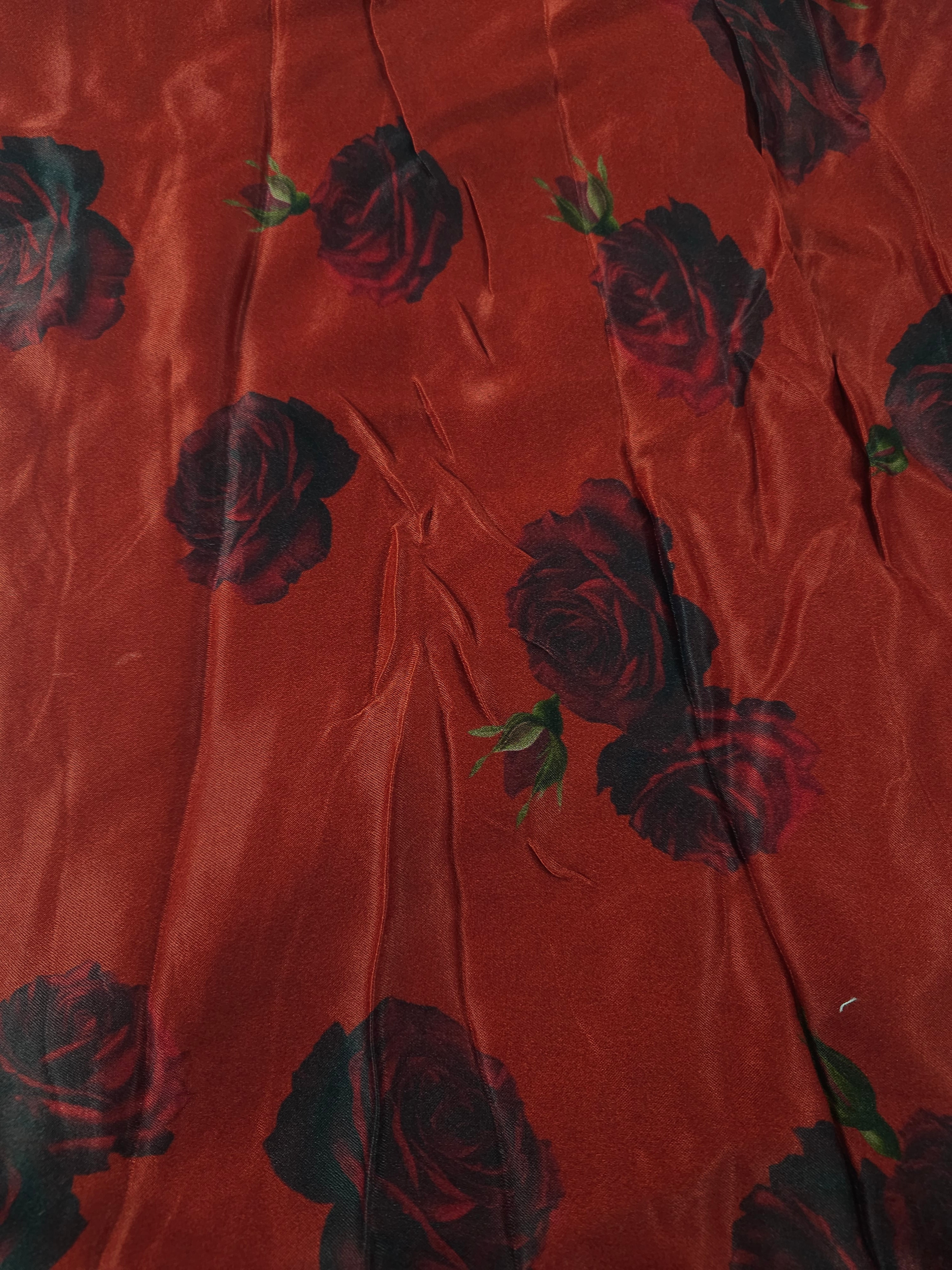 Red rose Viscose sateen- 4.5m piece