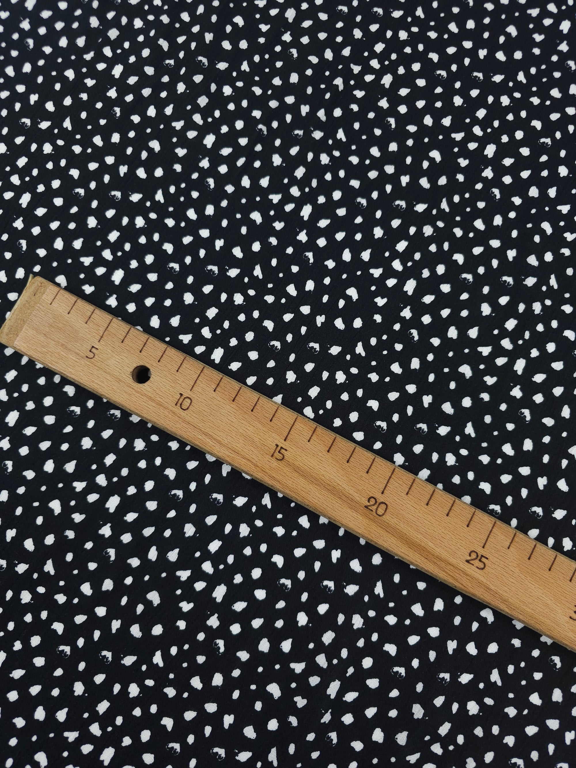 Black/White Irregular Speckle Dot Crinkle Viscose
