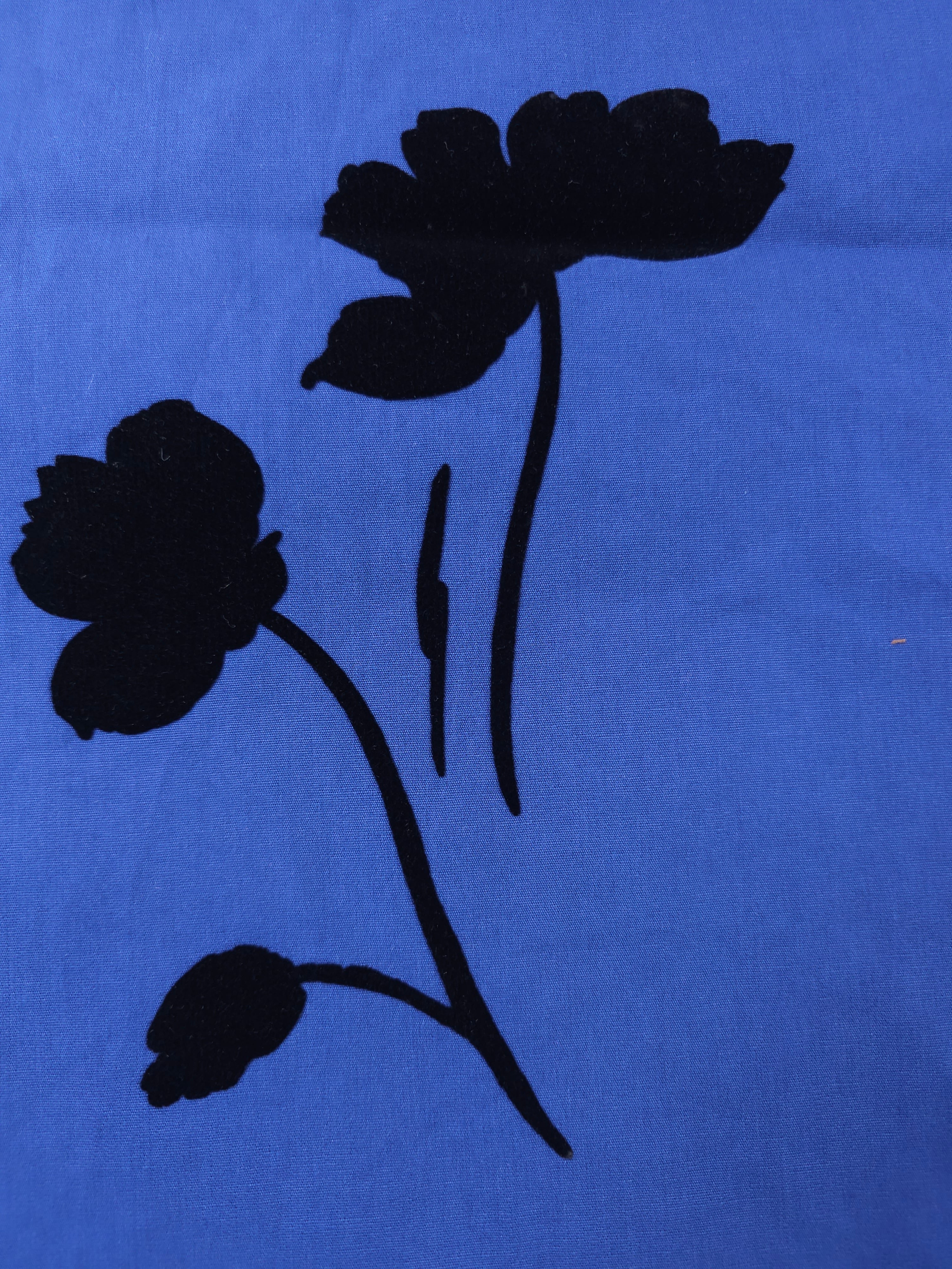 Velvet shadowed flower Viscose- 2m piece