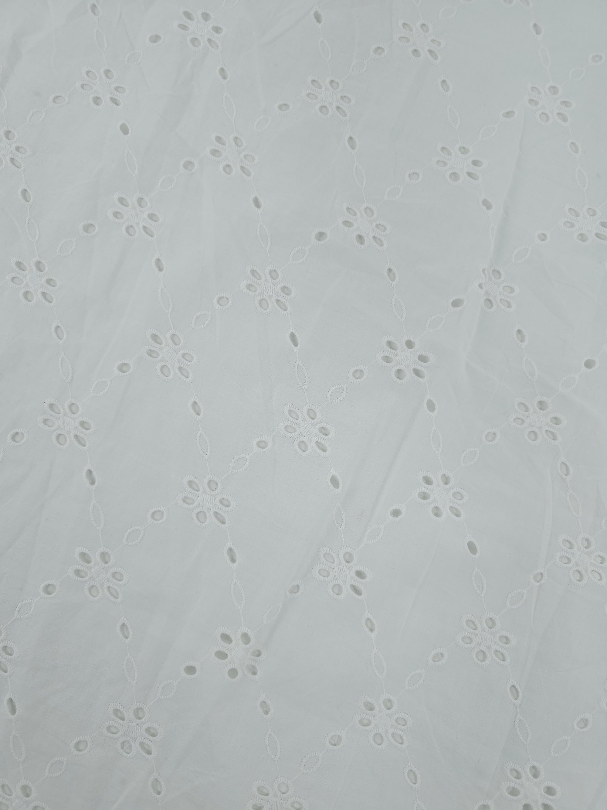 White Daisy Diamond Cambric Cotton Broderie Anglaise
