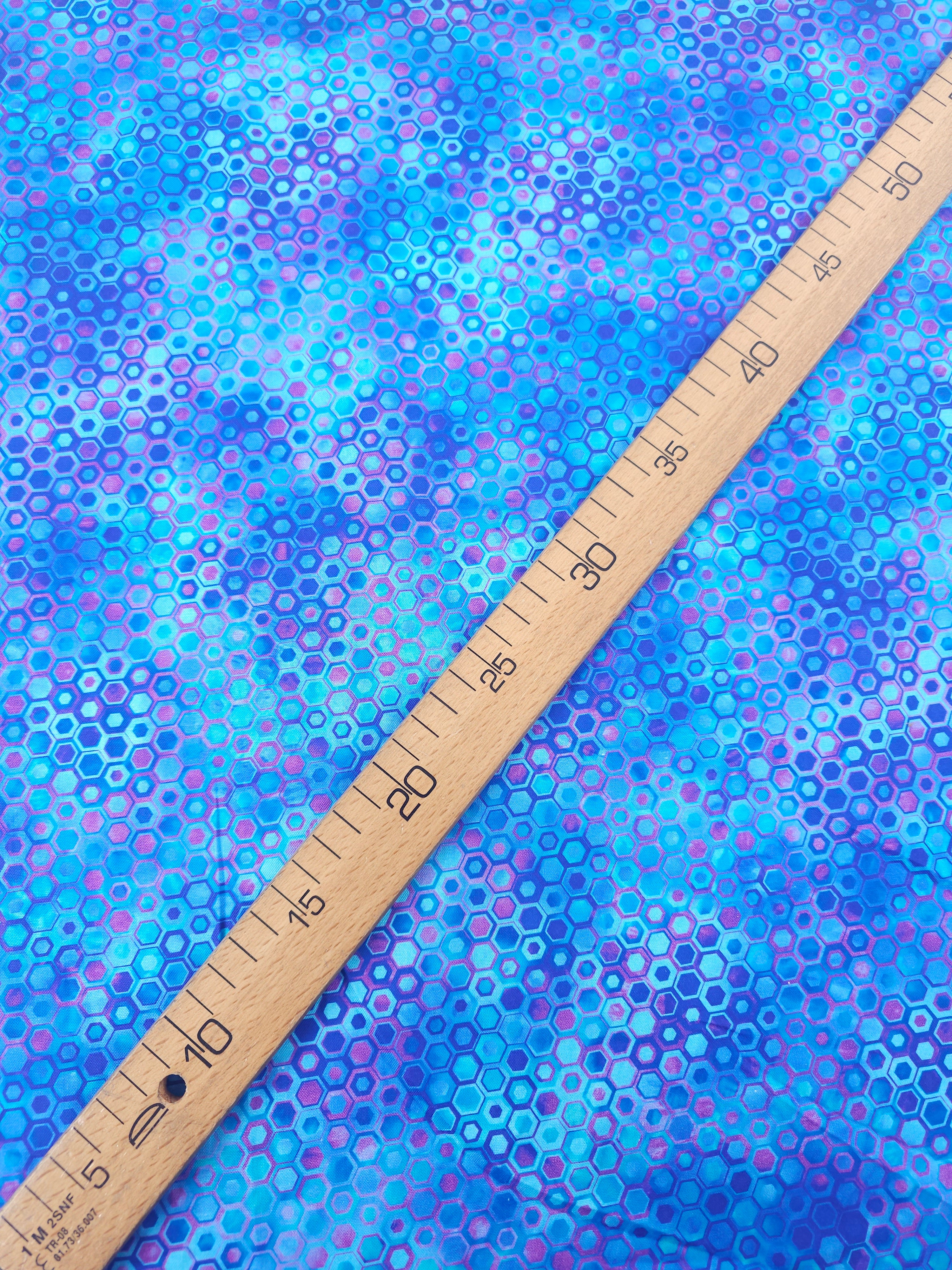 Blue Hexagon Phantasma 100% Cotton - Robert Kaufman