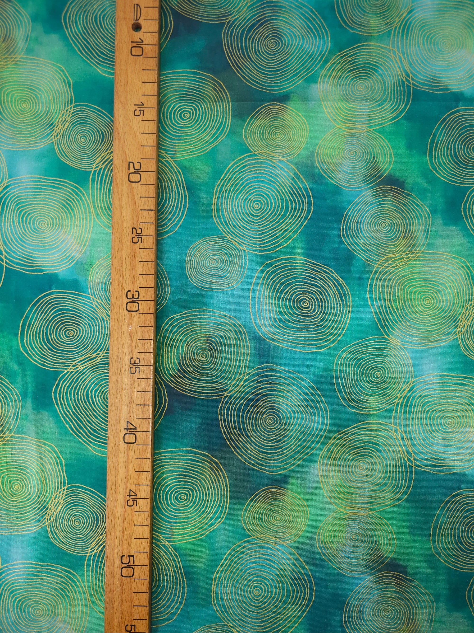Green/Teal Chromaticity Swirl Ring 100% Cotton - Robert Kaufman