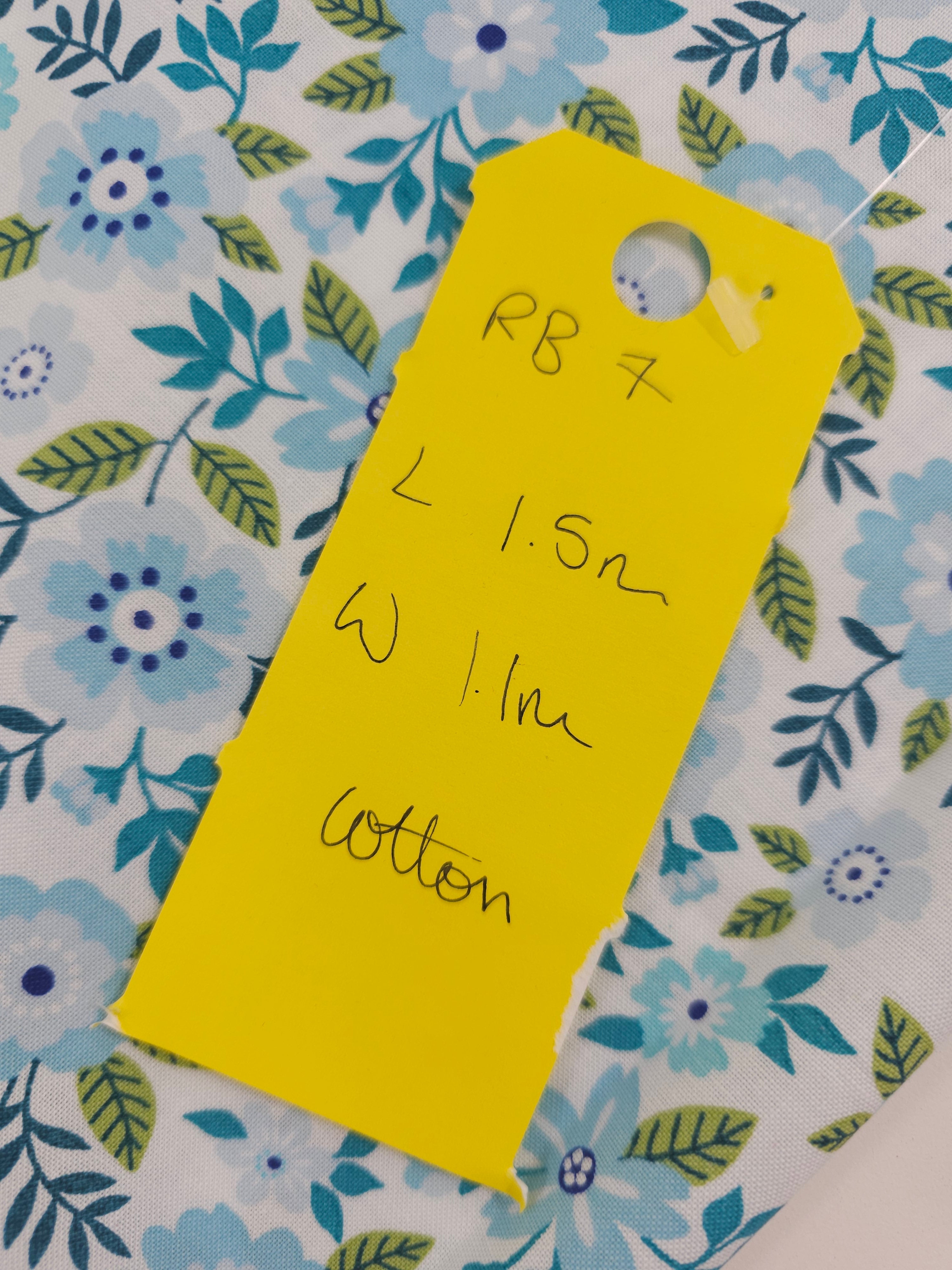 Light blue bold flower Cotton- 1.5m piece